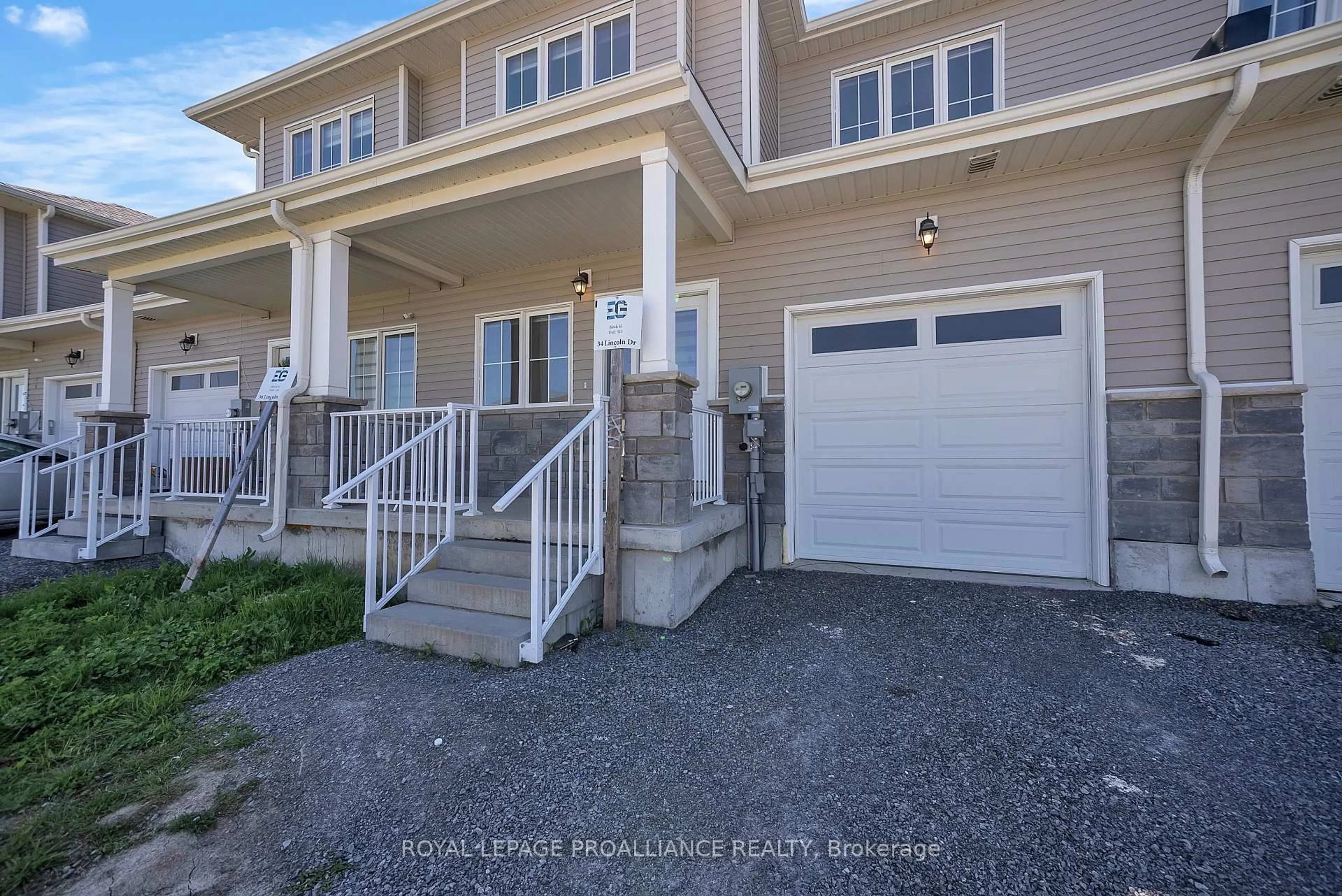 Home with vinyl exterior material, street for 34 Lincoln Dr, Belleville Ontario K8N 0T8