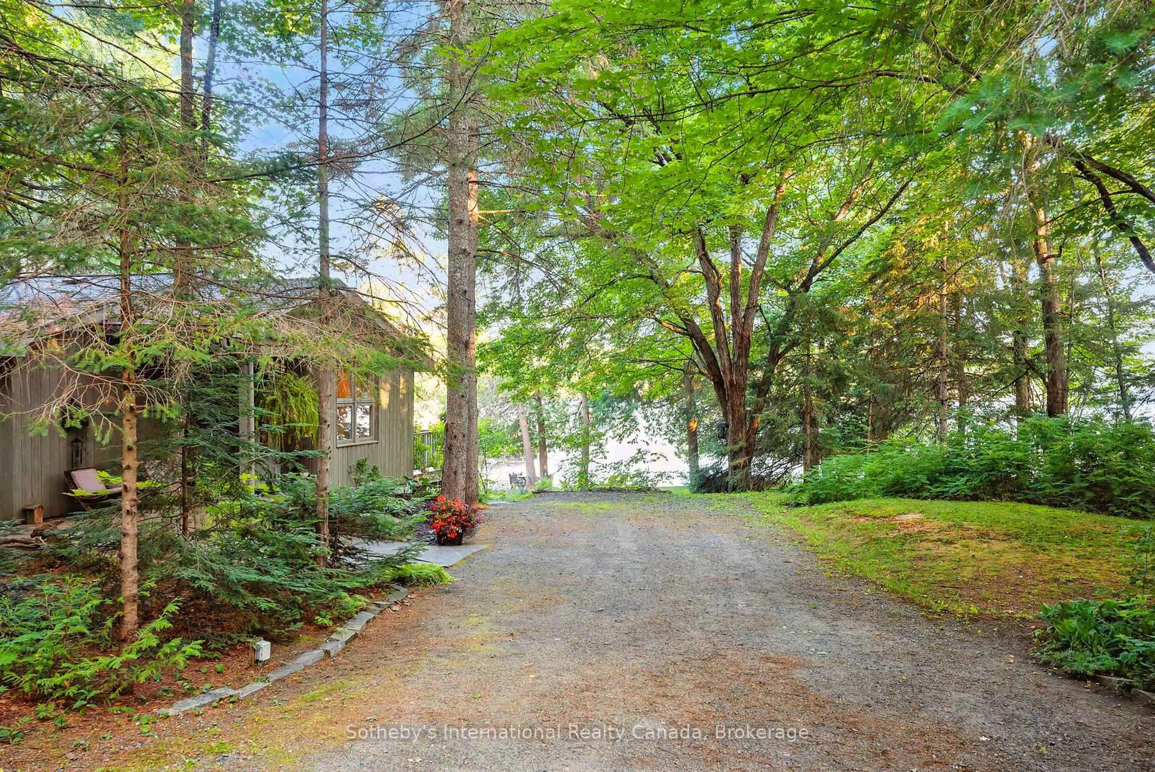 Patio, water/lake/river/ocean view for 1059 Tooke Lake Rd, Lake of Bays Ontario P0B 1A0
