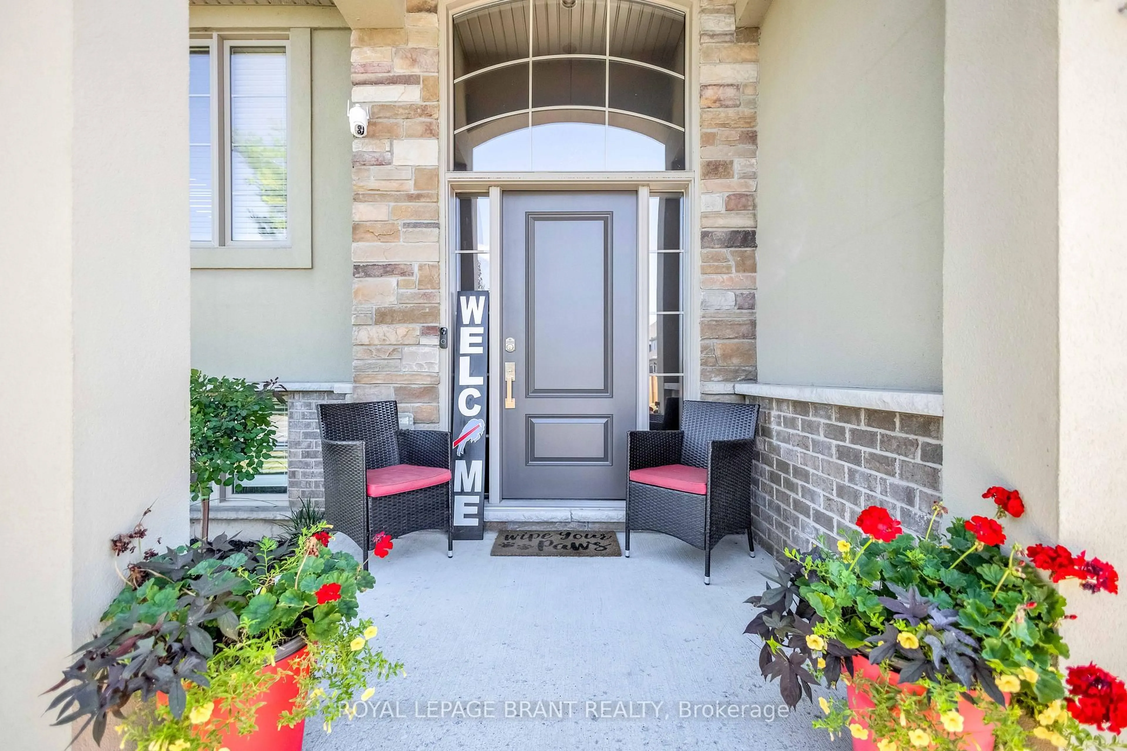 Indoor entryway for 139 Gaiser Rd, Welland Ontario L3C 0B5
