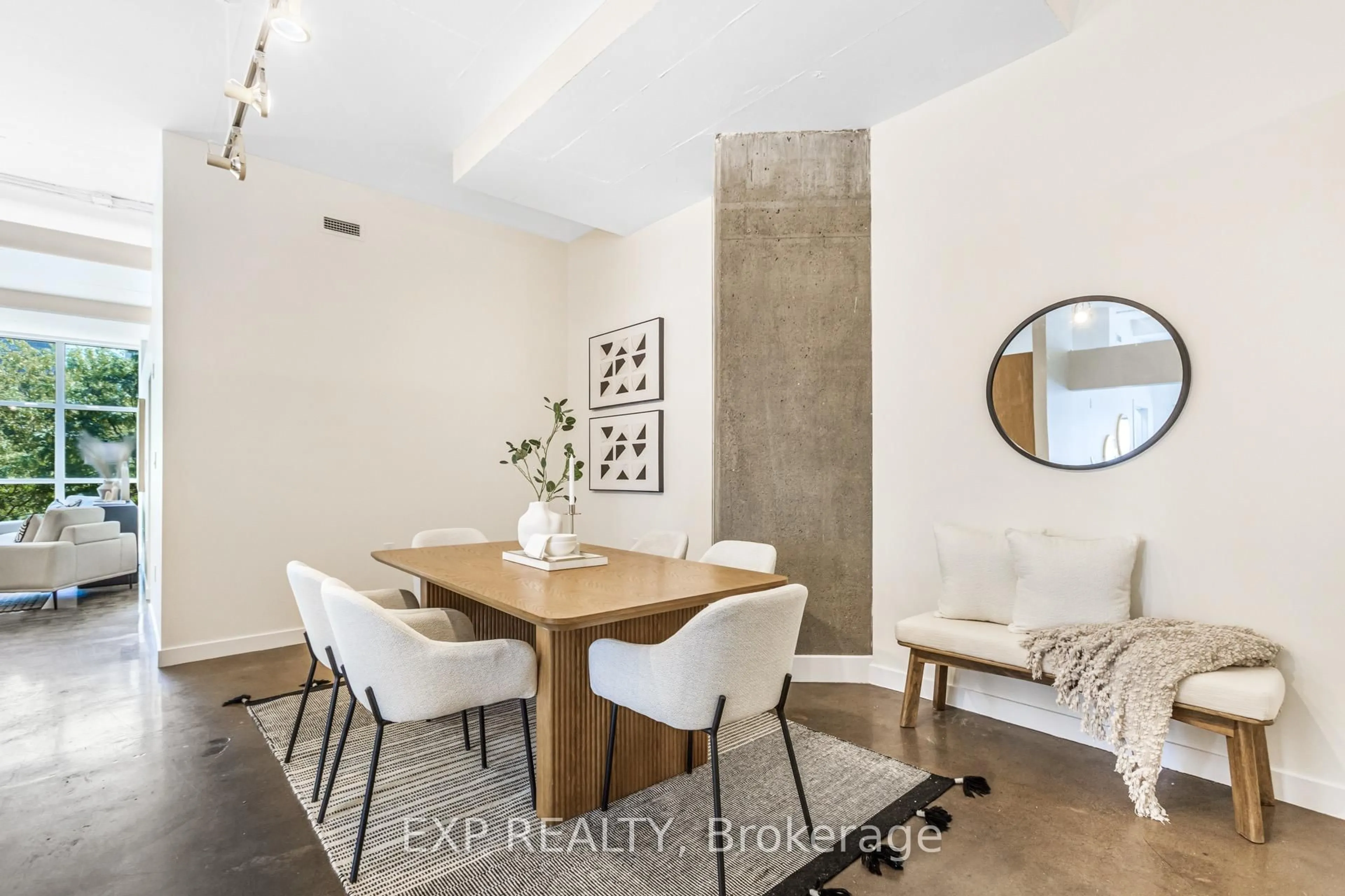 Dining room, unknown for 66 Bay St #401, Hamilton Ontario L8P 4Z6