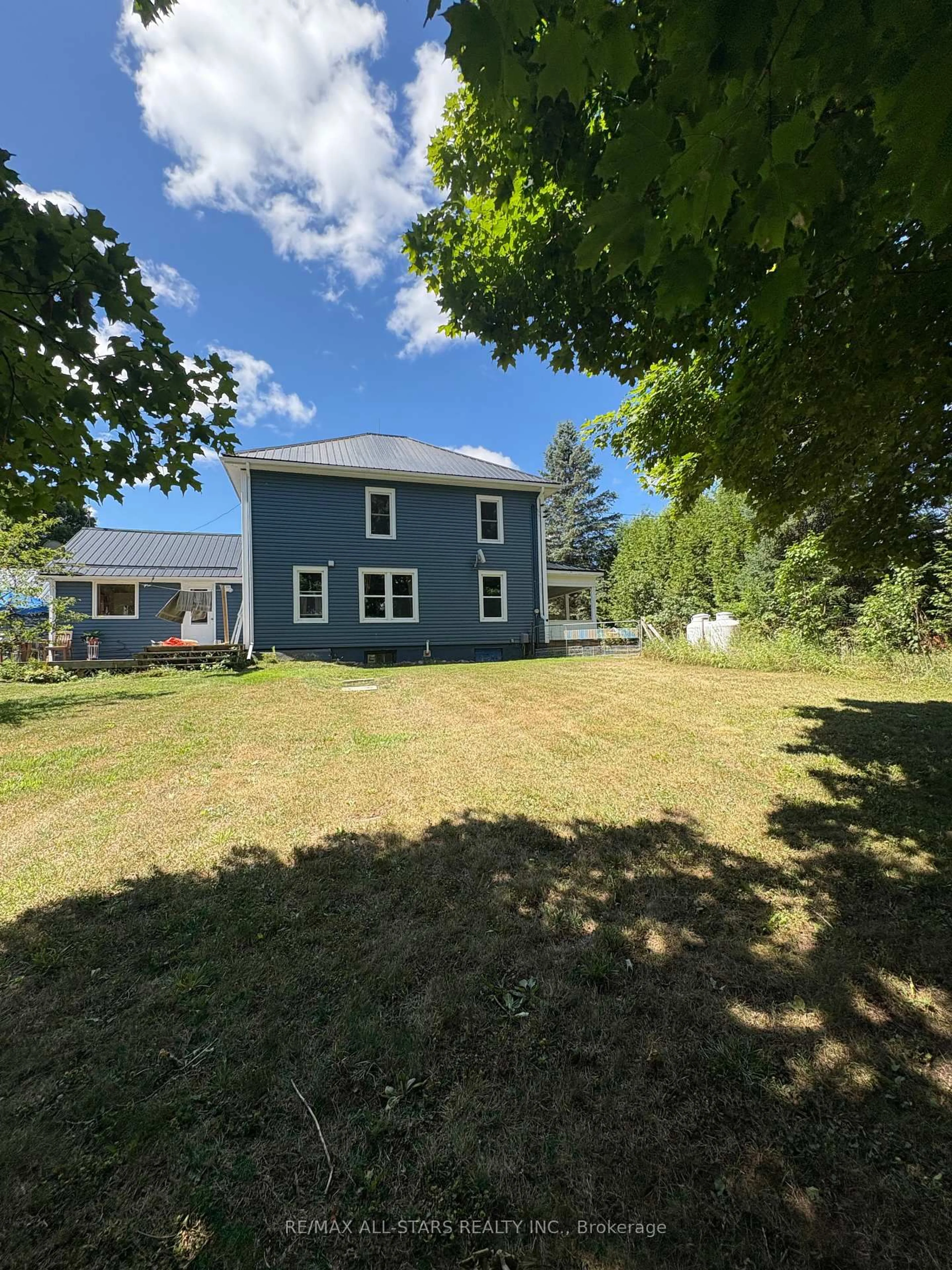 A pic from outside/outdoor area/front of a property/back of a property/a pic from drone, unknown for 412 Cooper Rd, Madoc Ontario K0K 2K0