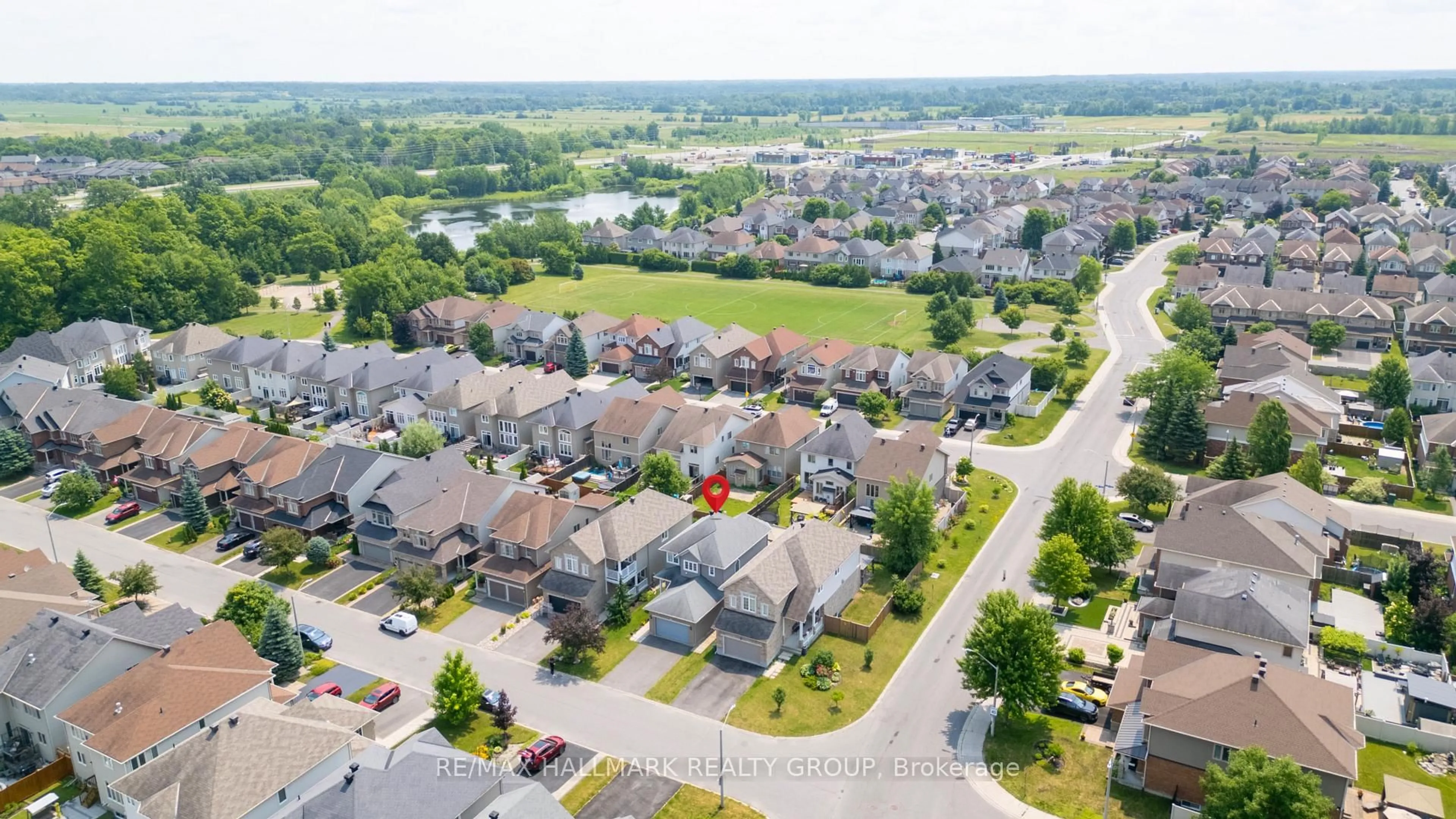 A pic from outside/outdoor area/front of a property/back of a property/a pic from drone, street for 203 Black Sage Cres, Ottawa Ontario K1V 2J7