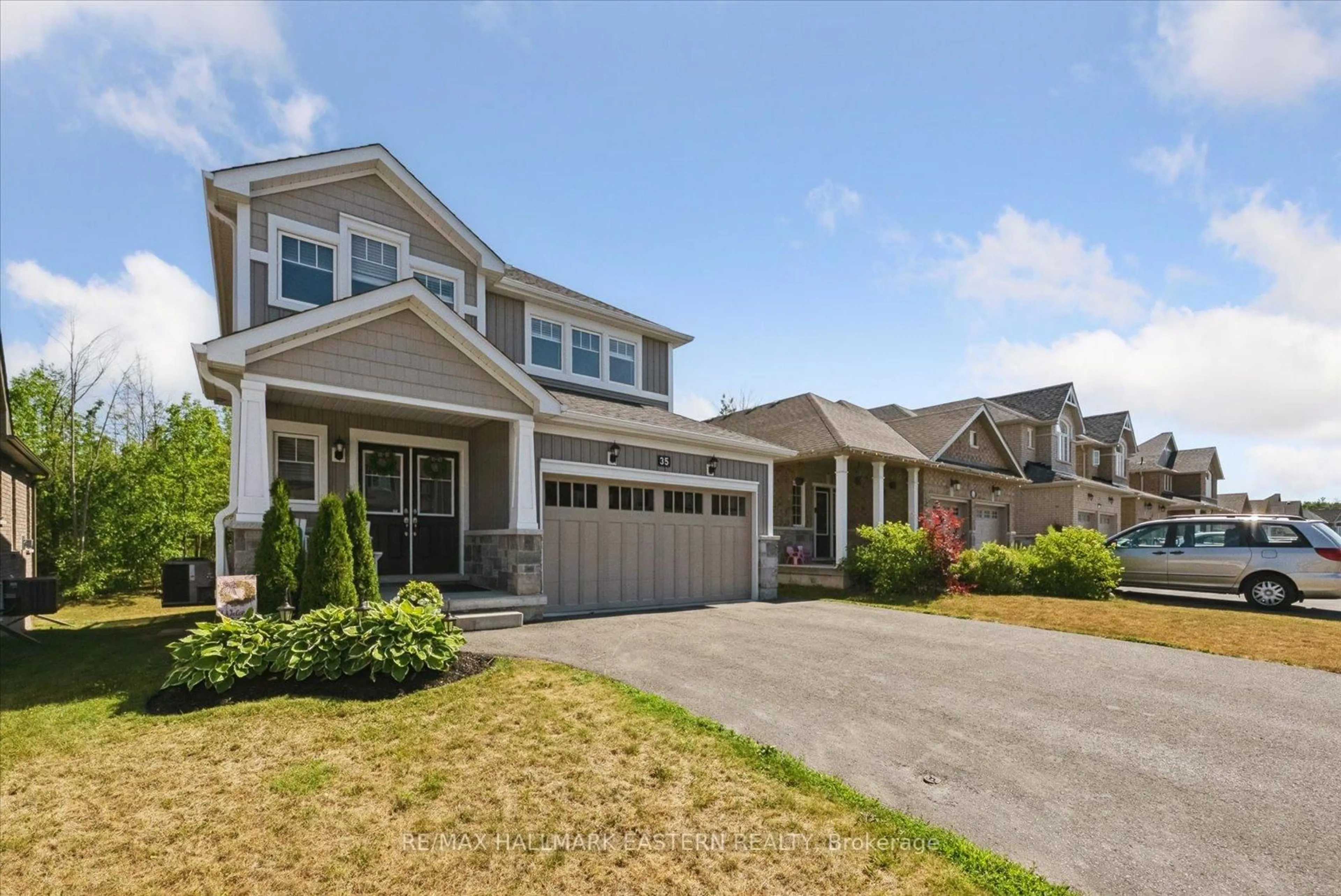 Home with vinyl exterior material, street for 35 Summer Lane, Selwyn Ontario K9L 1K1