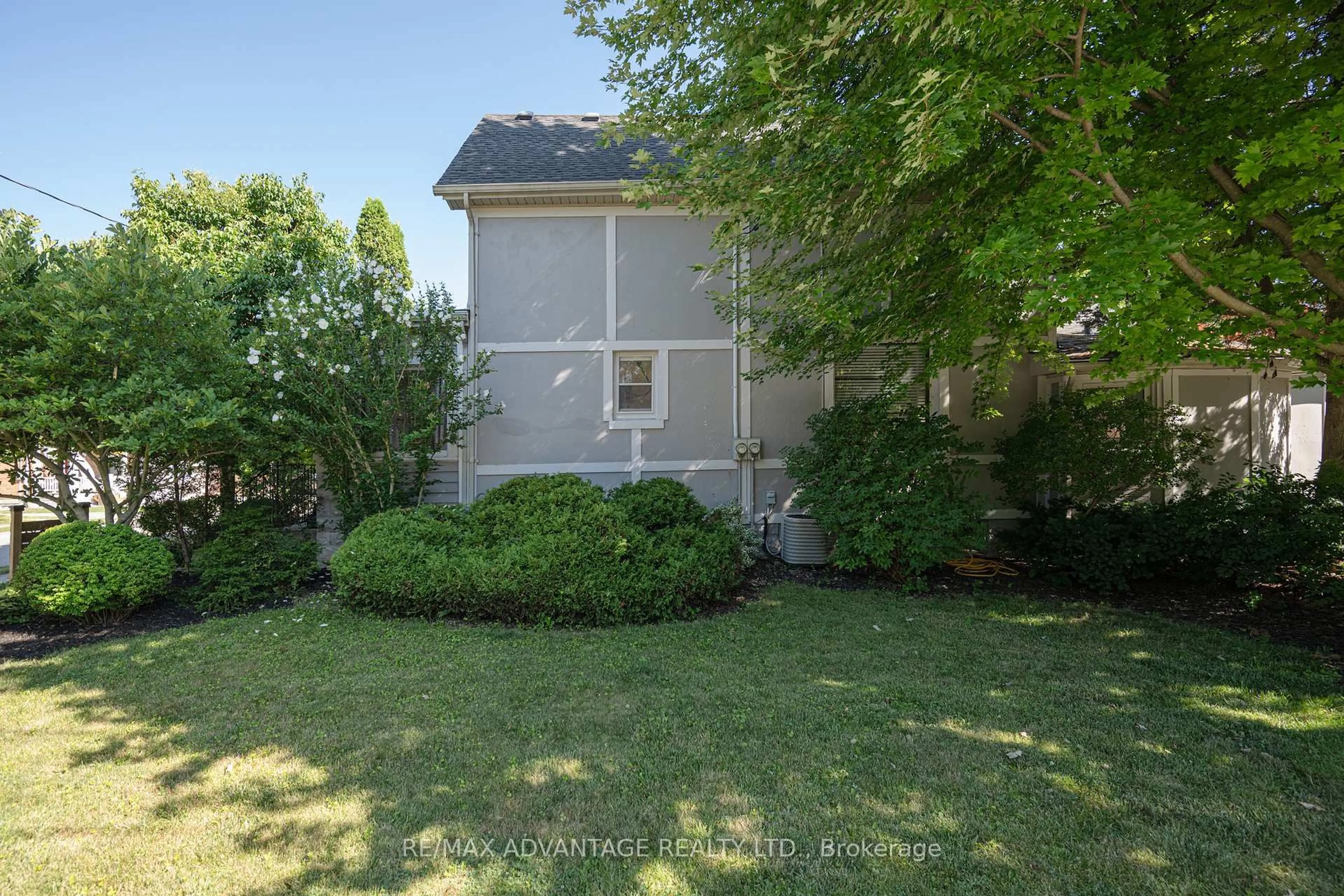 Unknown for 110 Marley Pl, London South Ontario N6C 1S8