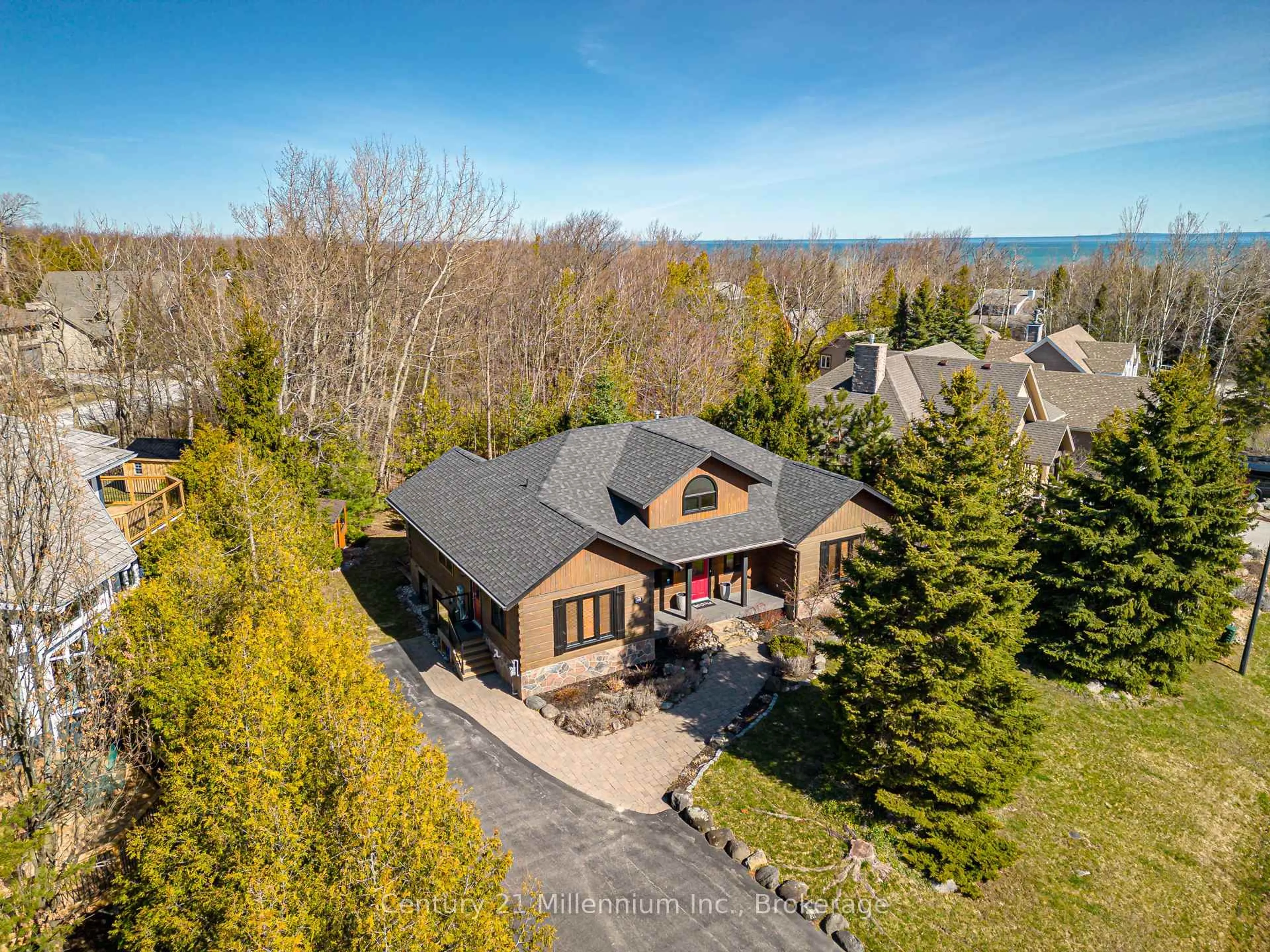 A pic from outside/outdoor area/front of a property/back of a property/a pic from drone, water/lake/river/ocean view for 108 Cortina Cres, Blue Mountains Ontario L9Y 3Z2