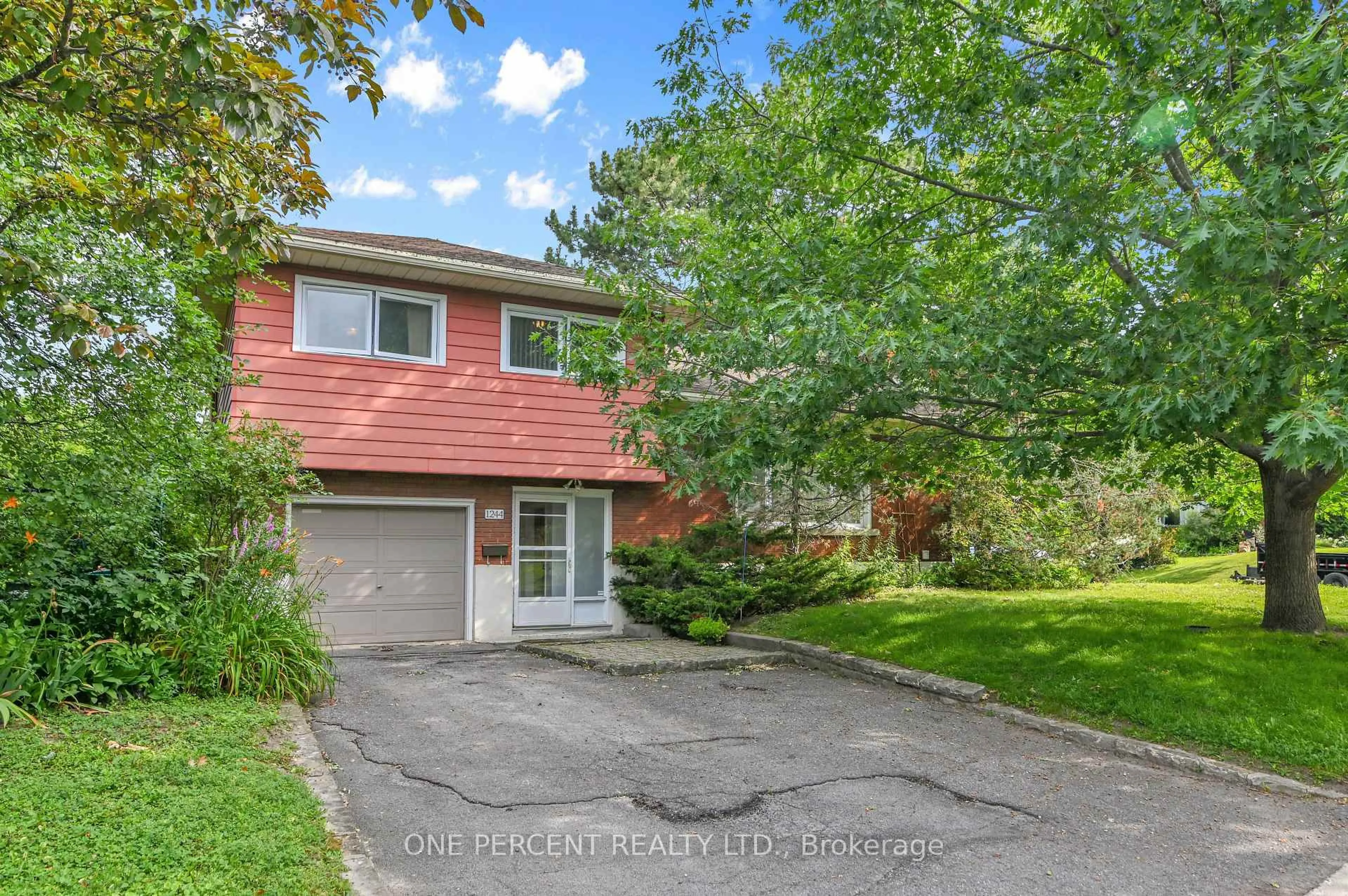 Unknown for 1244 Joyce Cres, Ottawa Ontario K2C 2M9