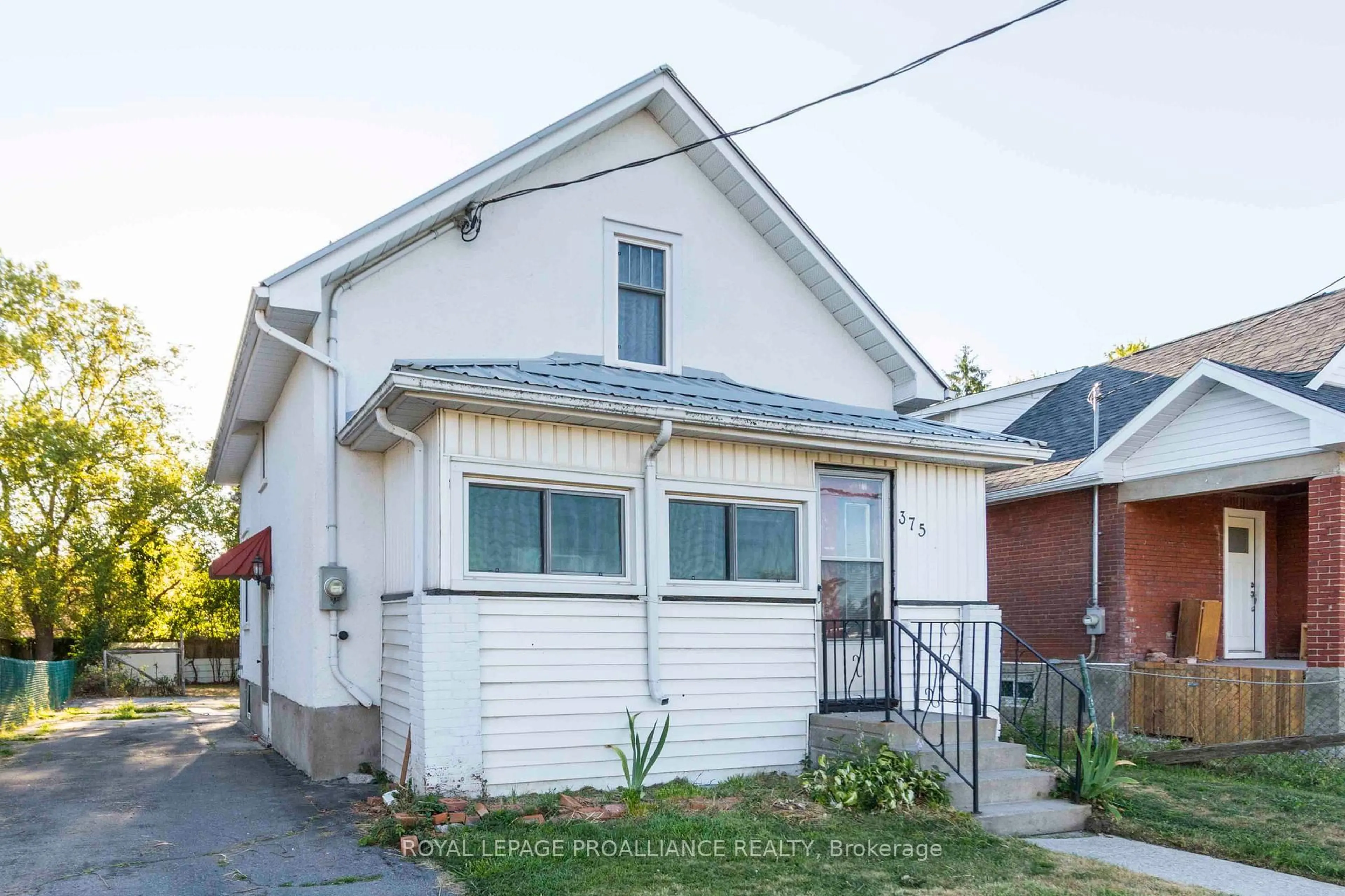 Unknown for 375 Coleman St, Belleville Ontario K8P 3J5