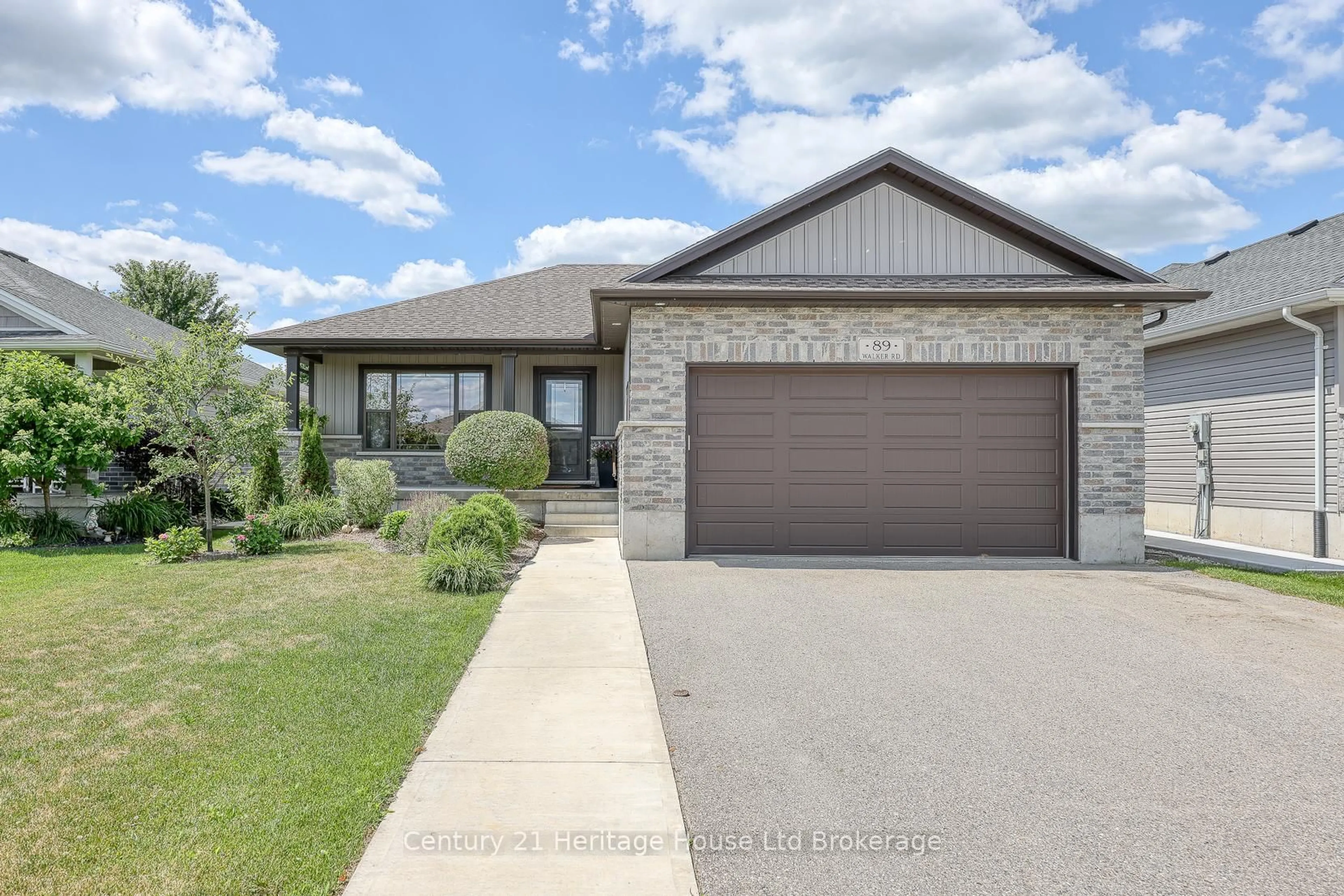 Home with brick exterior material, street for 89 Walker Rd, Ingersoll Ontario N5C 0A6