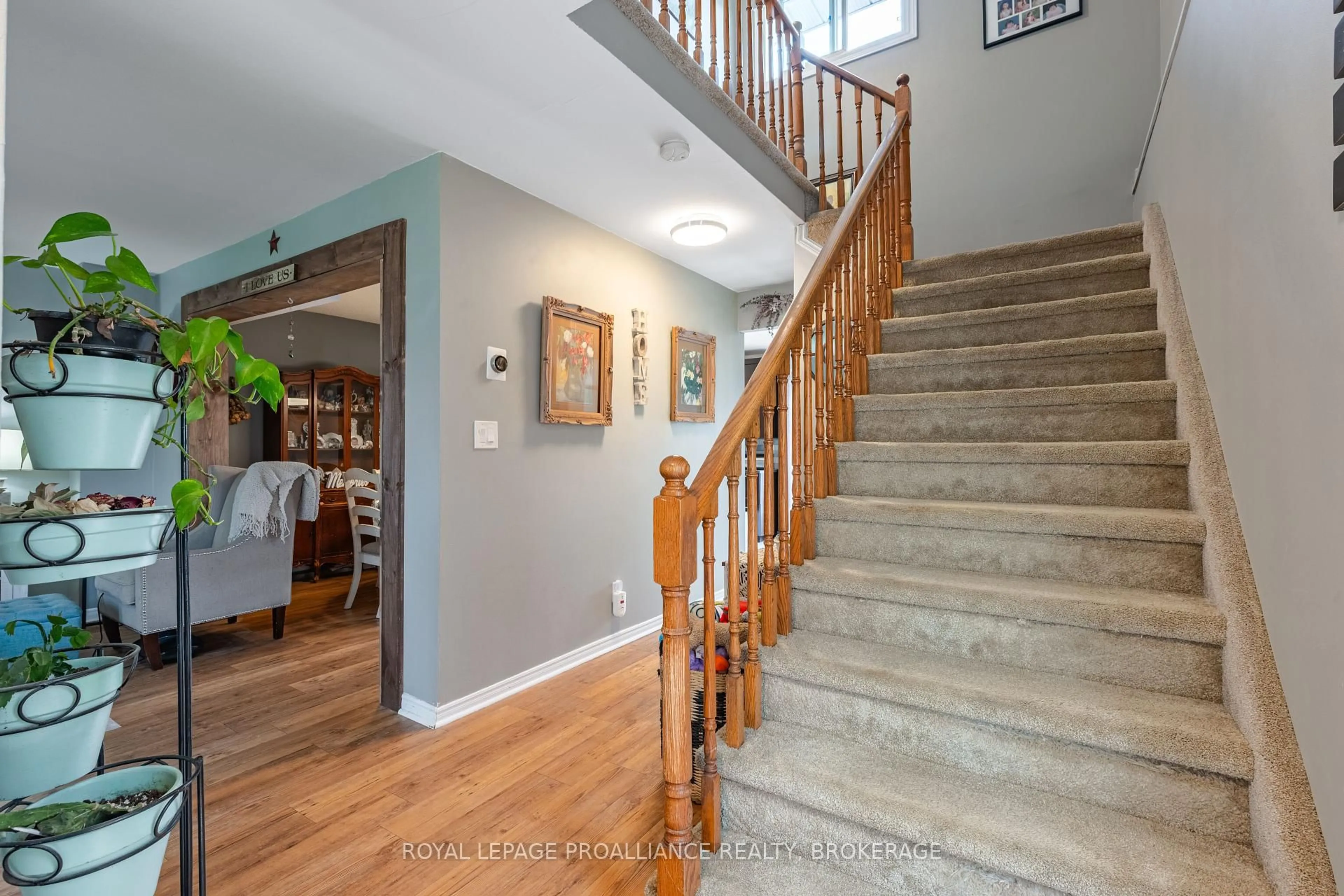 Unknown for 587 Davis Dr, Kingston Ontario K7M 7Y4
