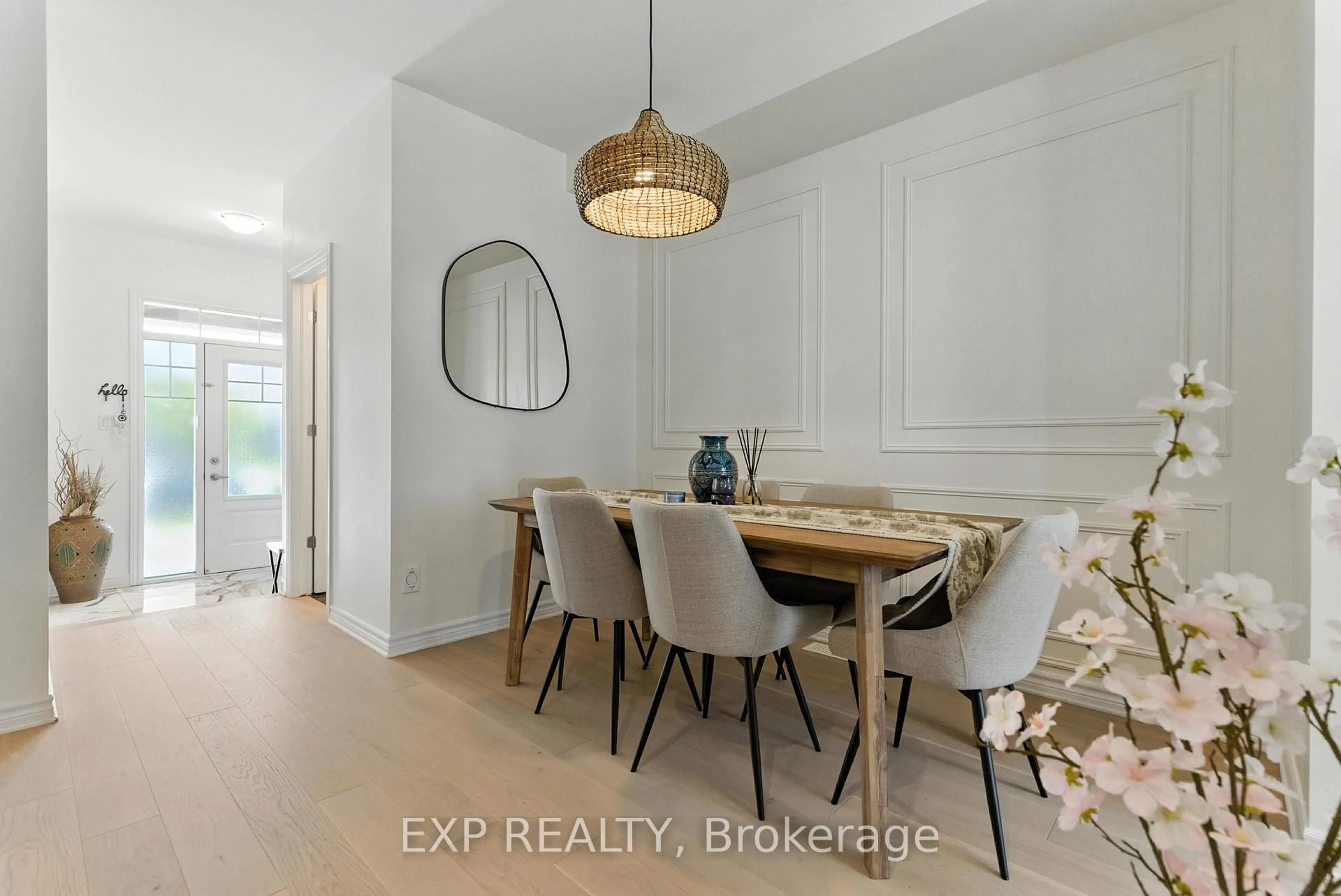 Dining room, unknown for 127 Yellowcress Way, Orleans Ontario K4A 1C2