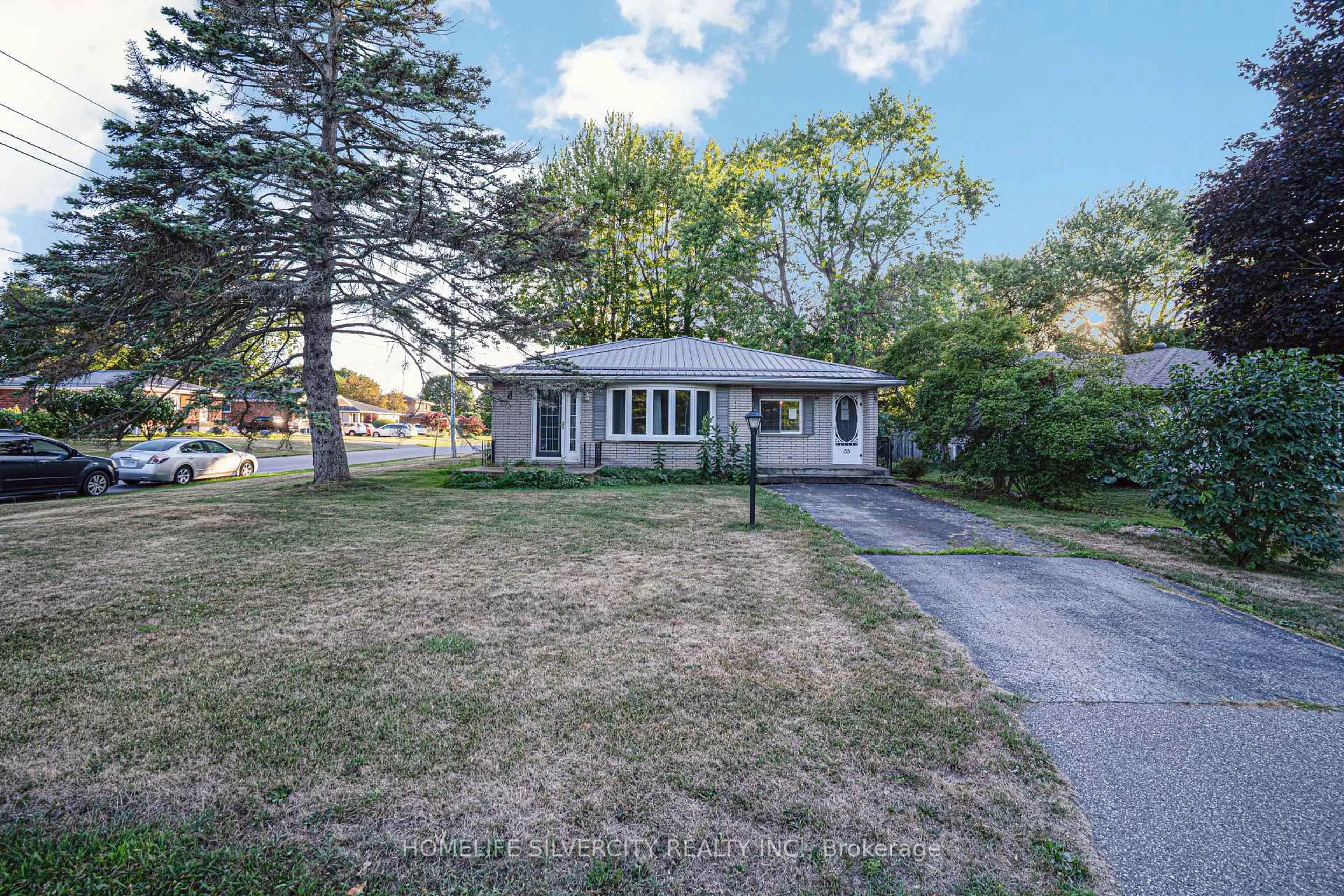 Unknown for 35 Lynn Park Ave, Norfolk Ontario N0A 1N5