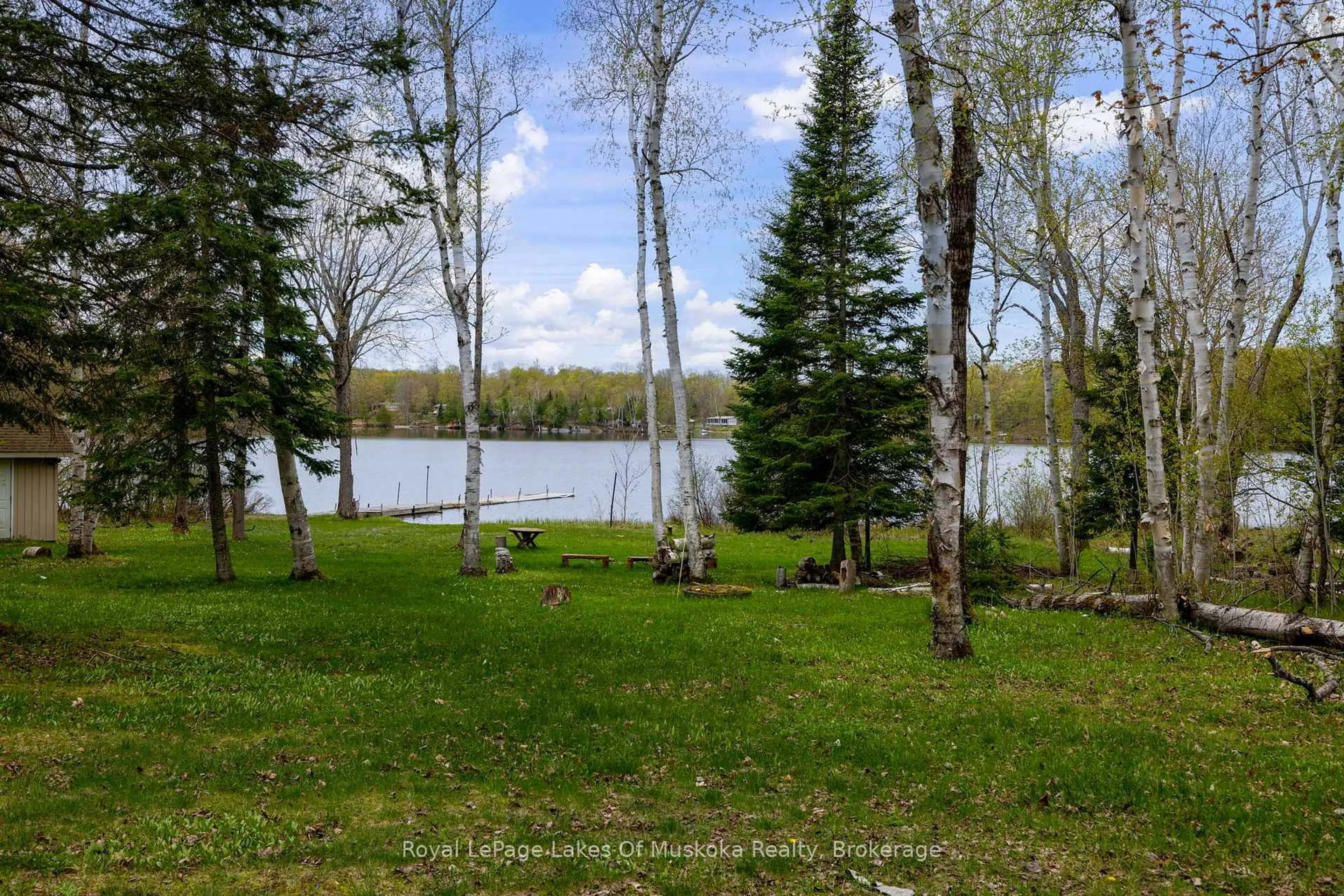 Patio, water/lake/river/ocean view for 1136 LAKESIDE Tr, Magnetawan Ontario P0A 1P0