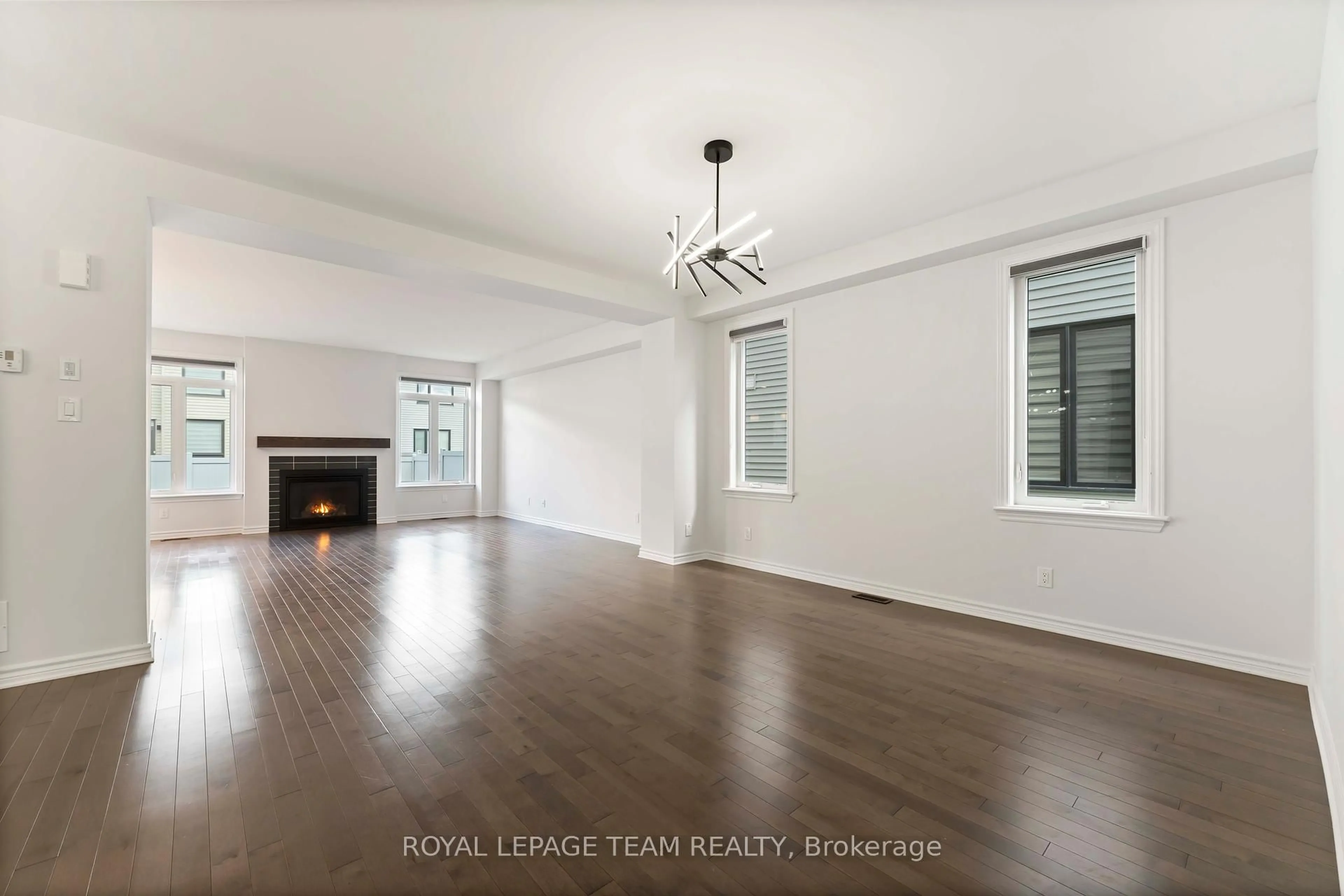 A pic of a room for 1010 Brian Good Ave, Ottawa Ontario K4M 0R3