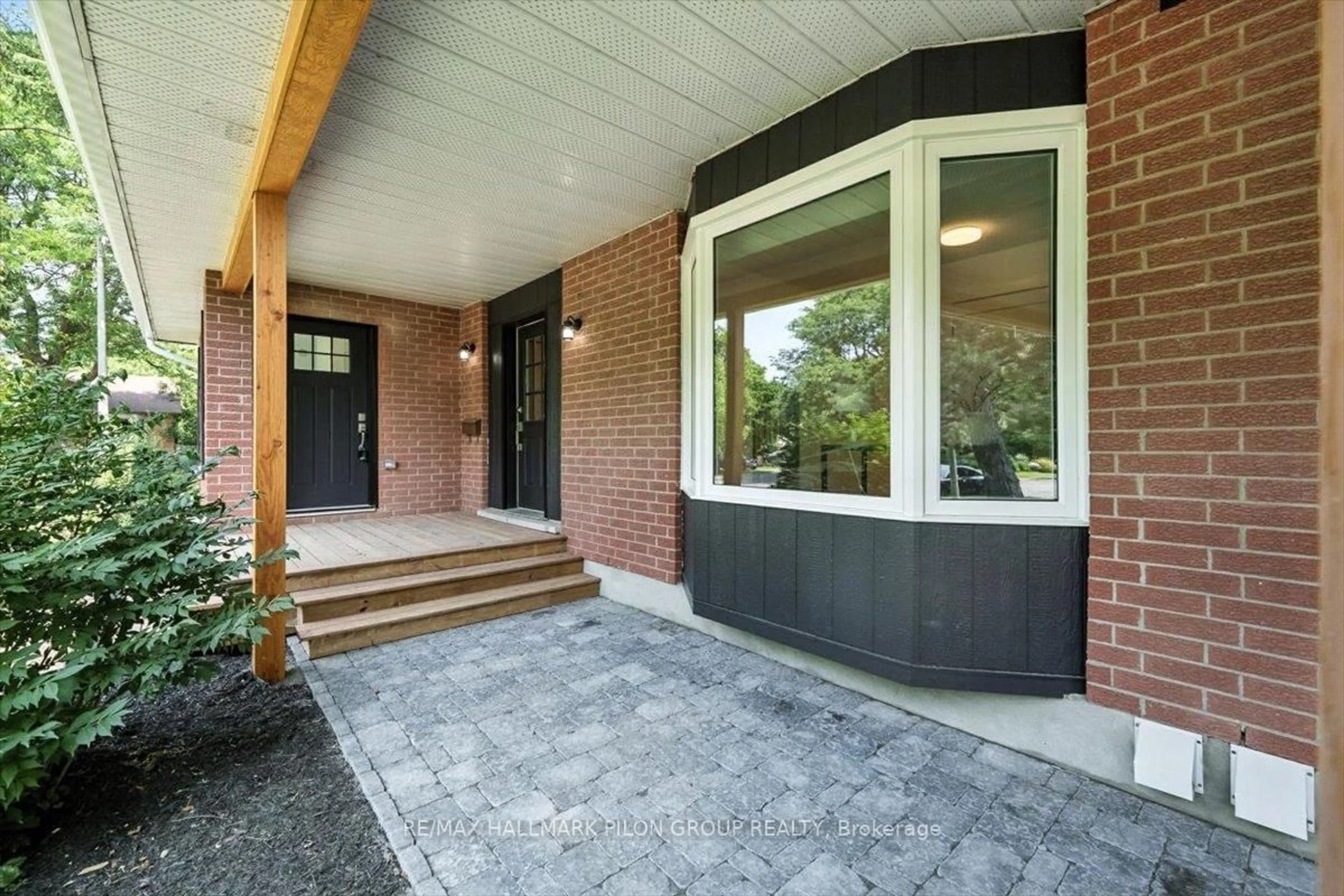 Home with brick exterior material, street for 126 Hawk Cres, Ottawa Ontario K1V 9G7