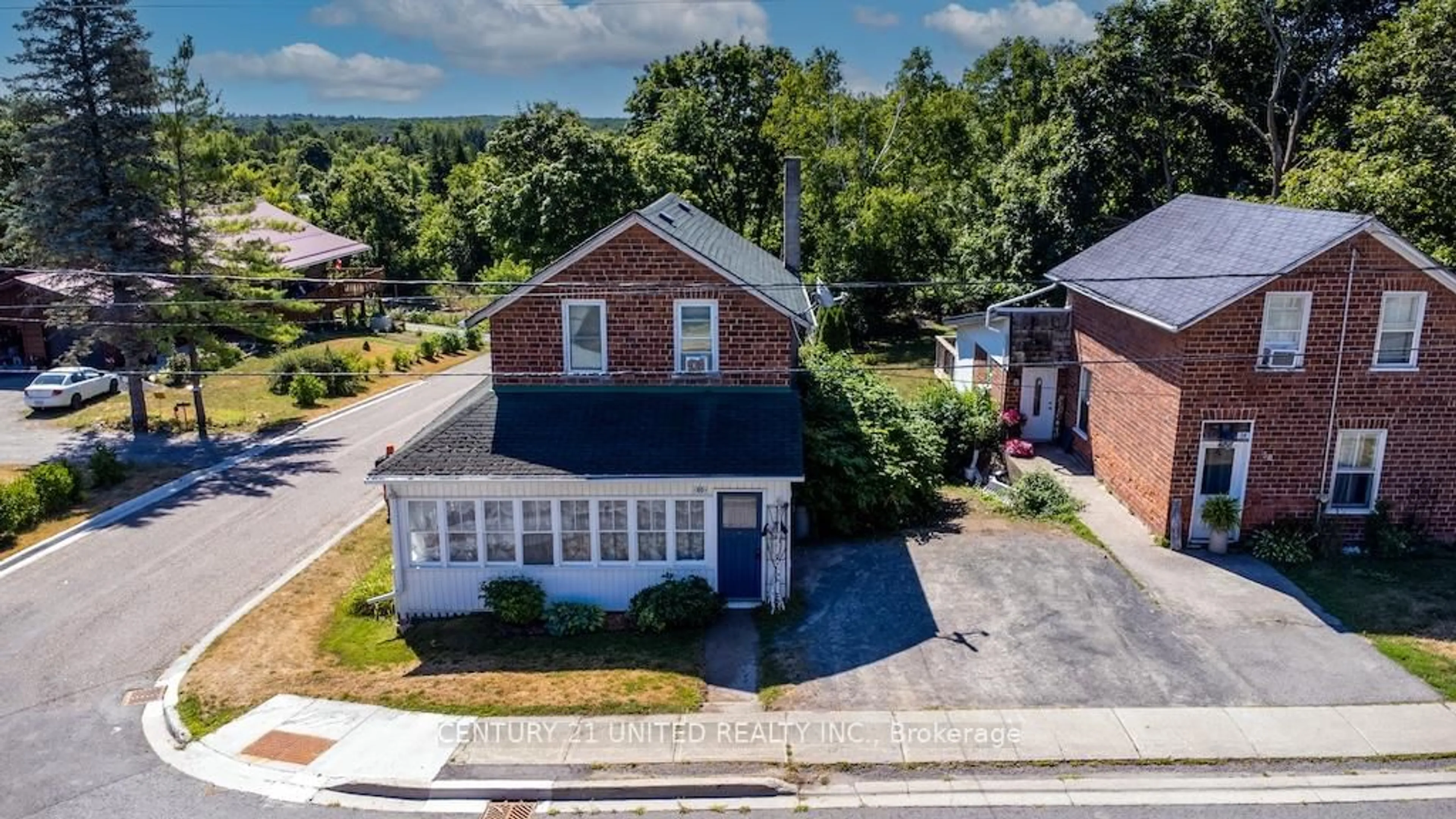 A pic from outside/outdoor area/front of a property/back of a property/a pic from drone, street for 60 Albert St, Trent Hills Ontario K0L 1Y0