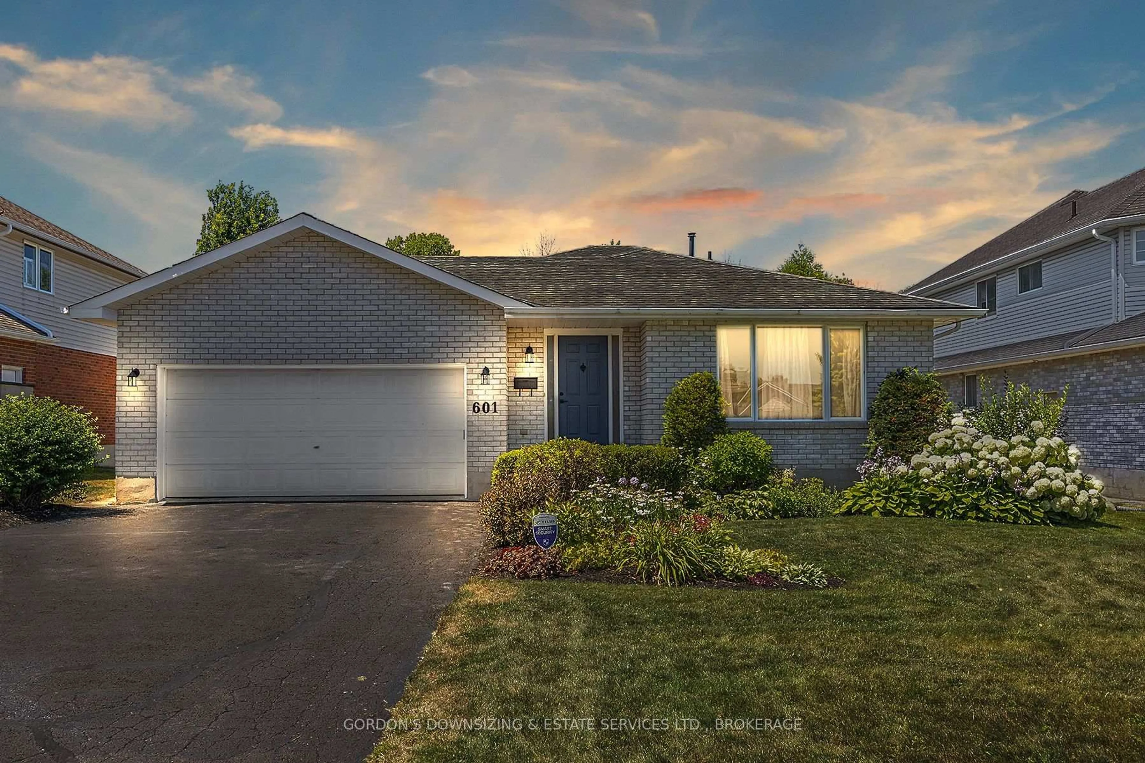 Home with vinyl exterior material, street for 601 Fernmoor Dr, Kingston Ontario K7M 8K5