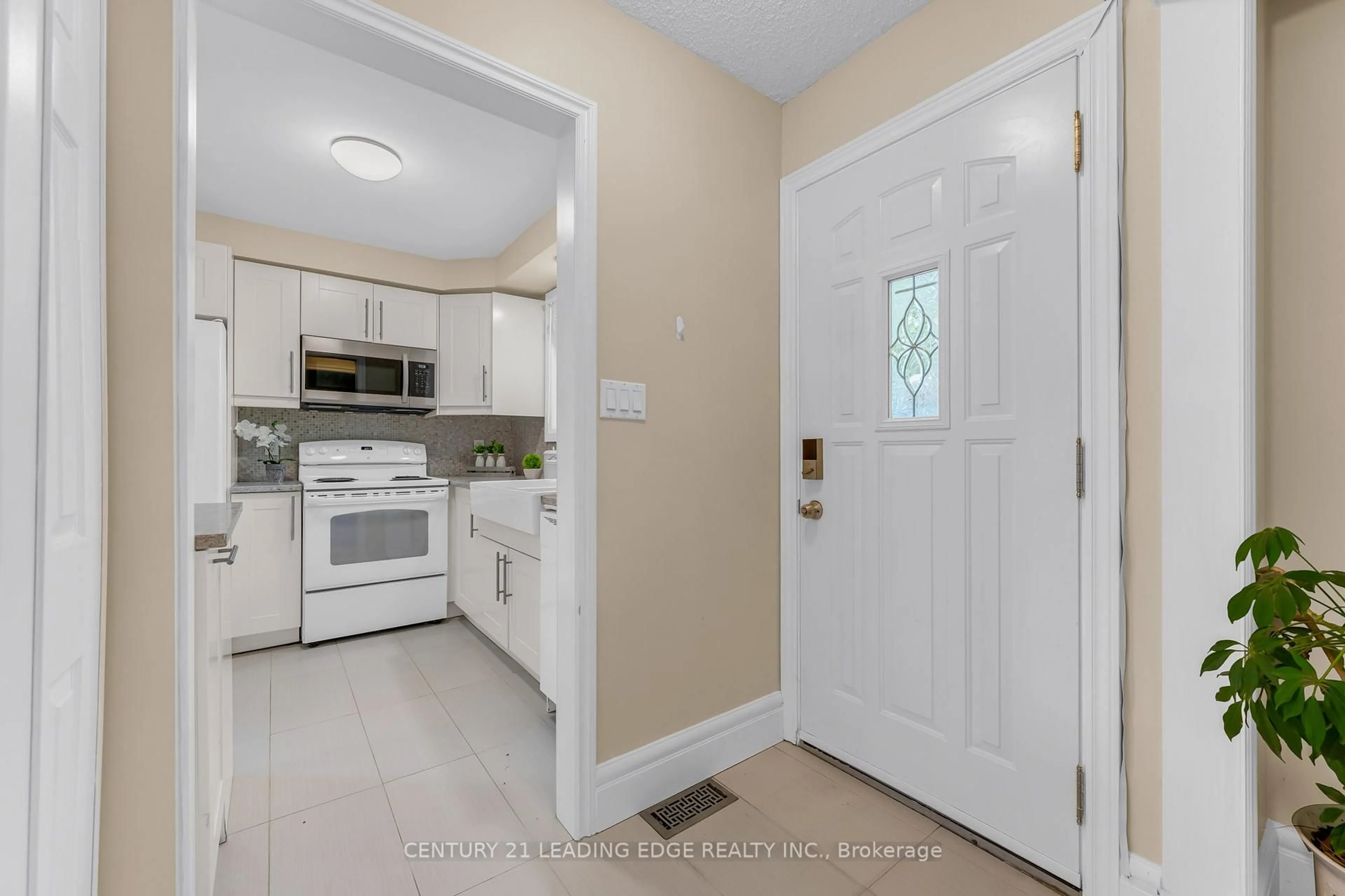 Unknown for 636 Crescent Rd, Fort Erie Ontario L2A 4P8