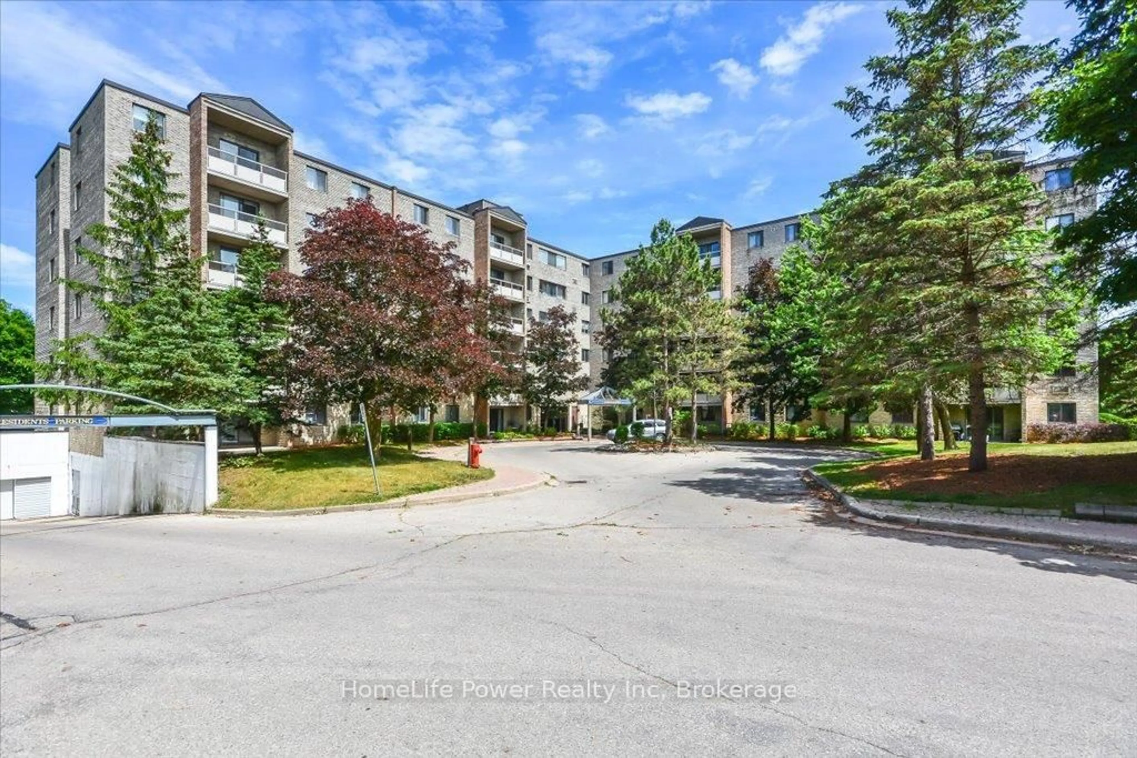 Patio, unknown for 93 Westwood Rd #307, Guelph Ontario N1H 7J7