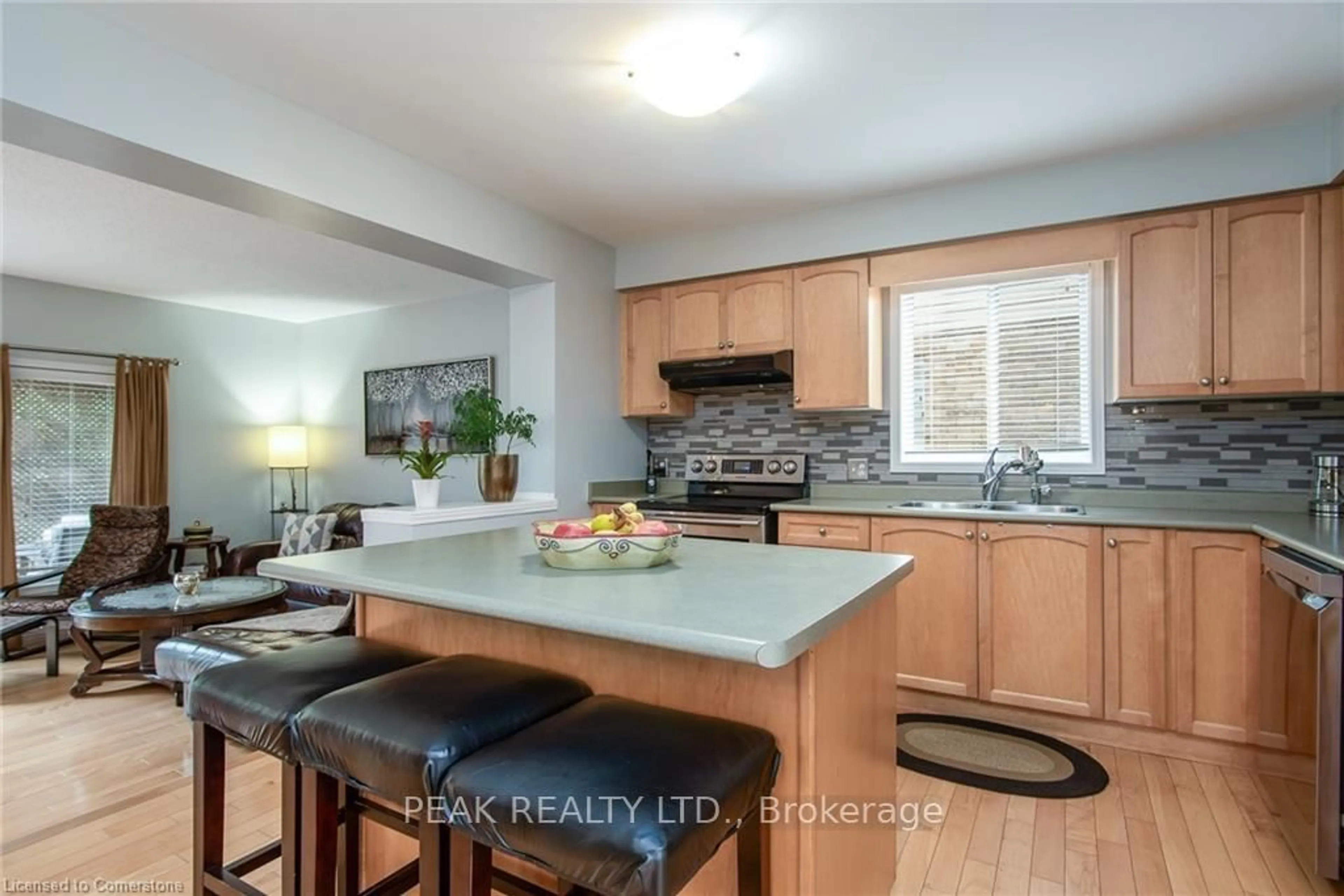 Open concept kitchen, unknown for 71 Dubrick Cres, Kitchener Ontario N2E 4A7