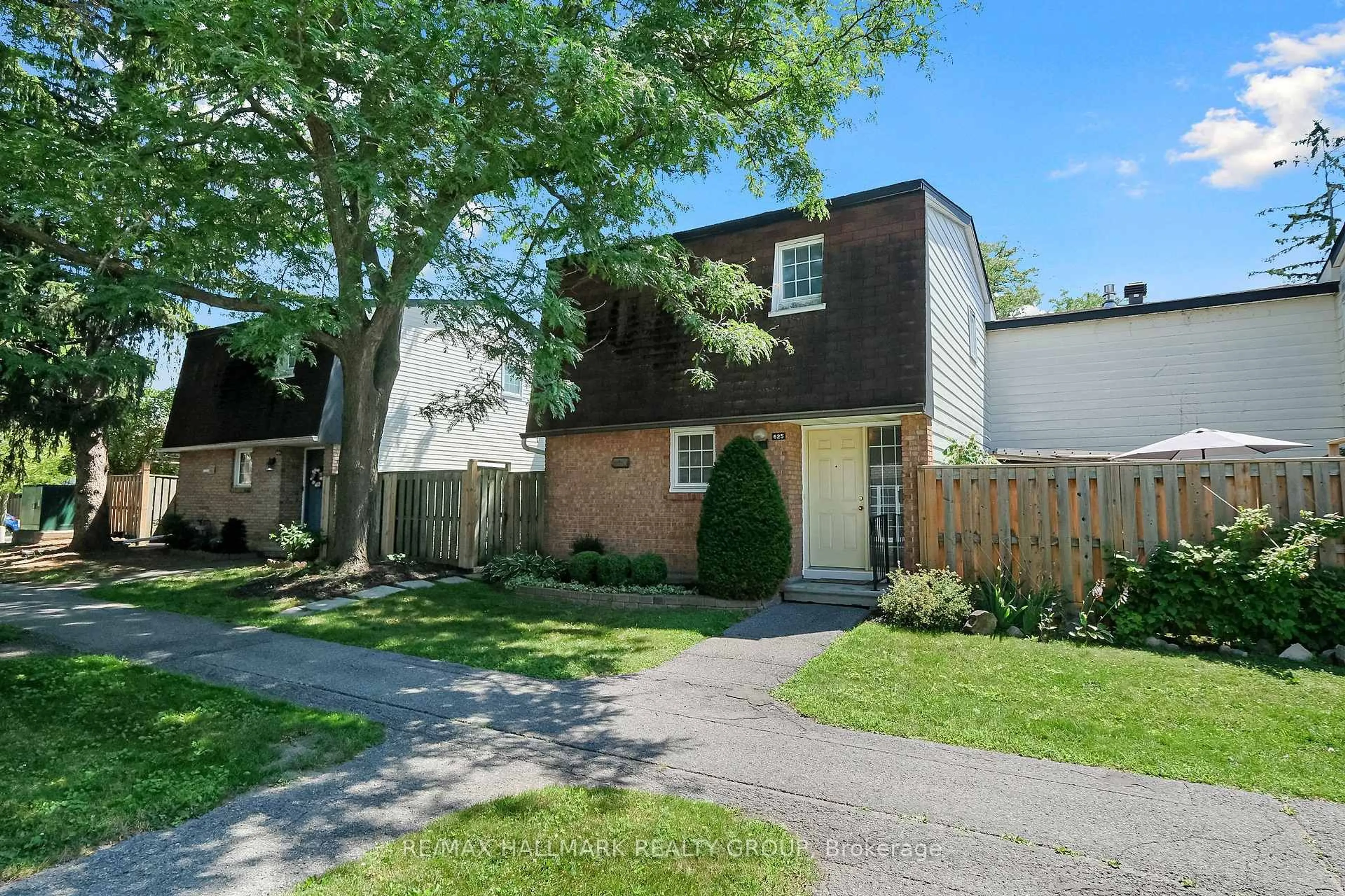Unknown for 625 Trelawny Private, Ottawa Ontario K2C 3M9