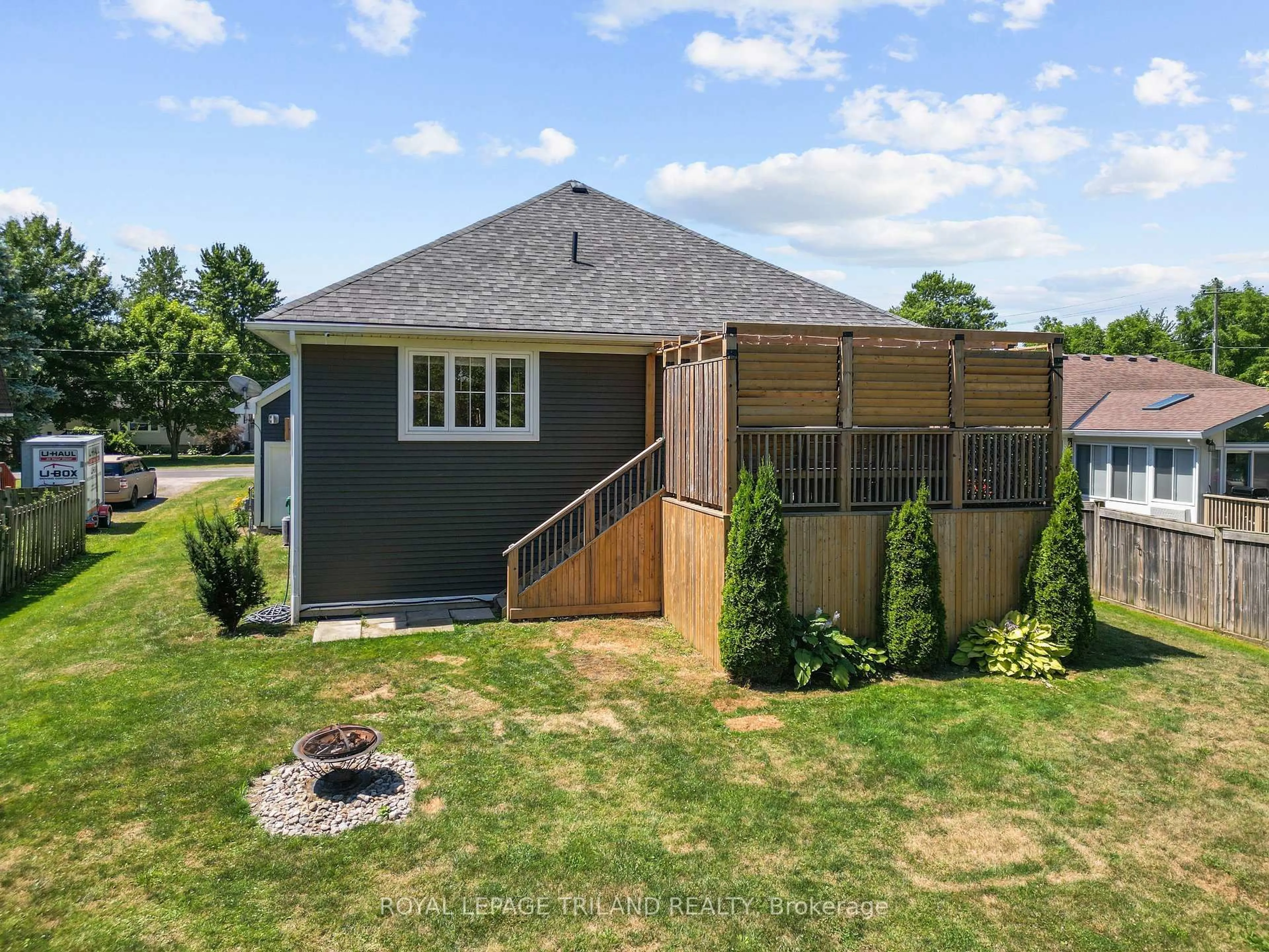 Shed for 191 King St, Southwest Middlesex Ontario N0L 1M0