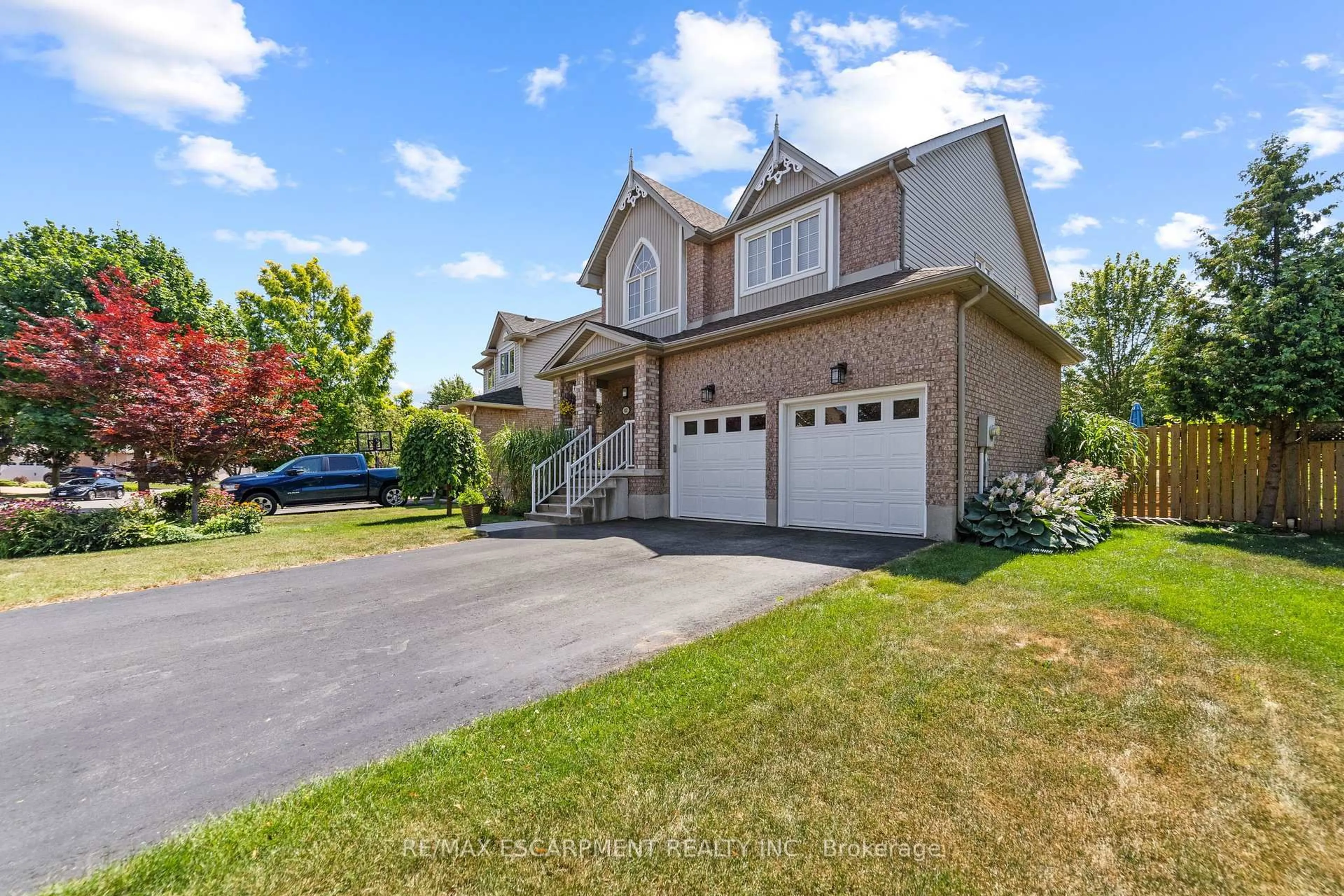 Unknown for 82 Griffith Dr, Grimsby Ontario L3M 5K9