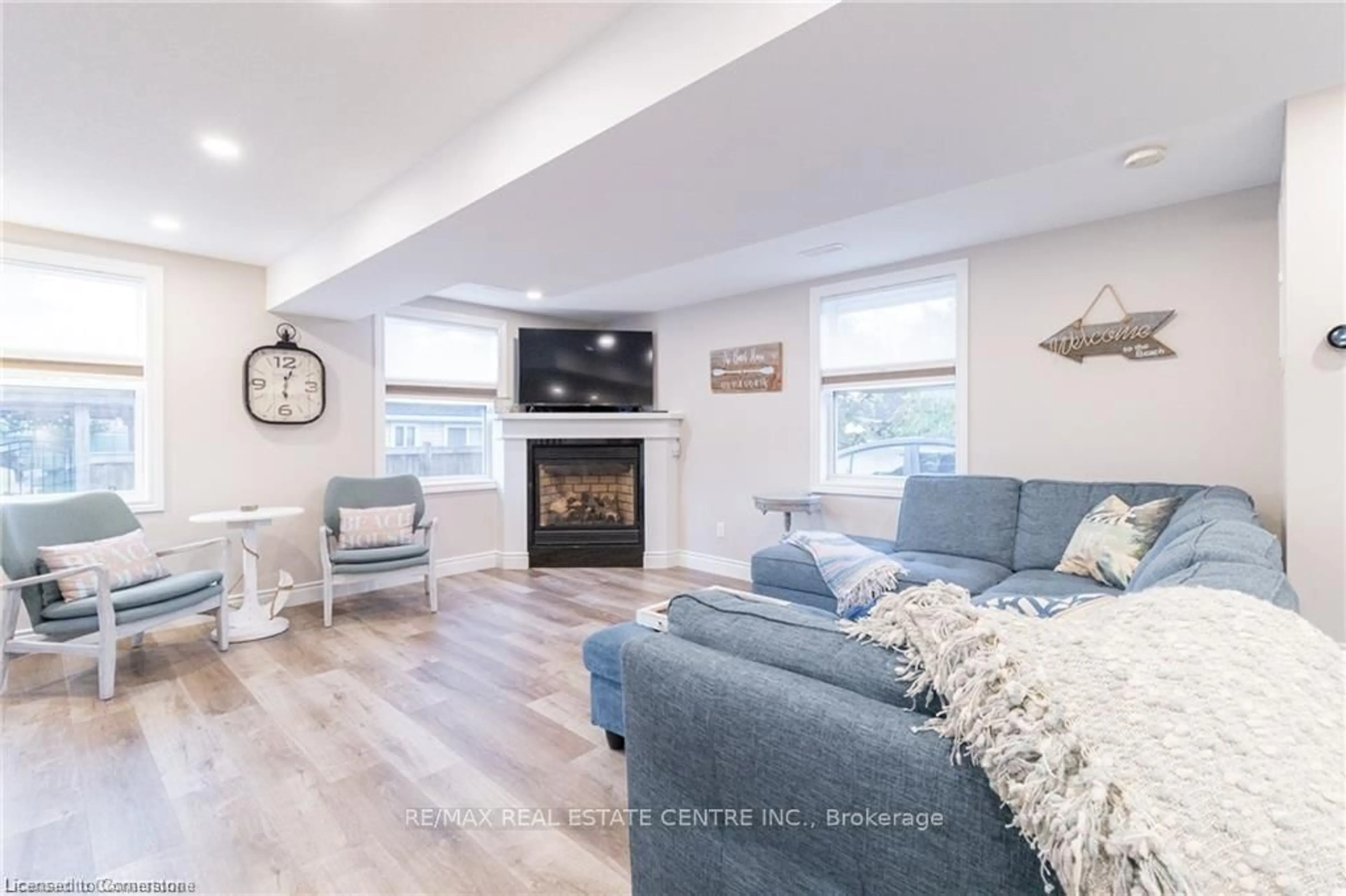 Living room with furniture, unknown for 11 Dietrich Cres, Lambton Shores Ontario N0M 1T0