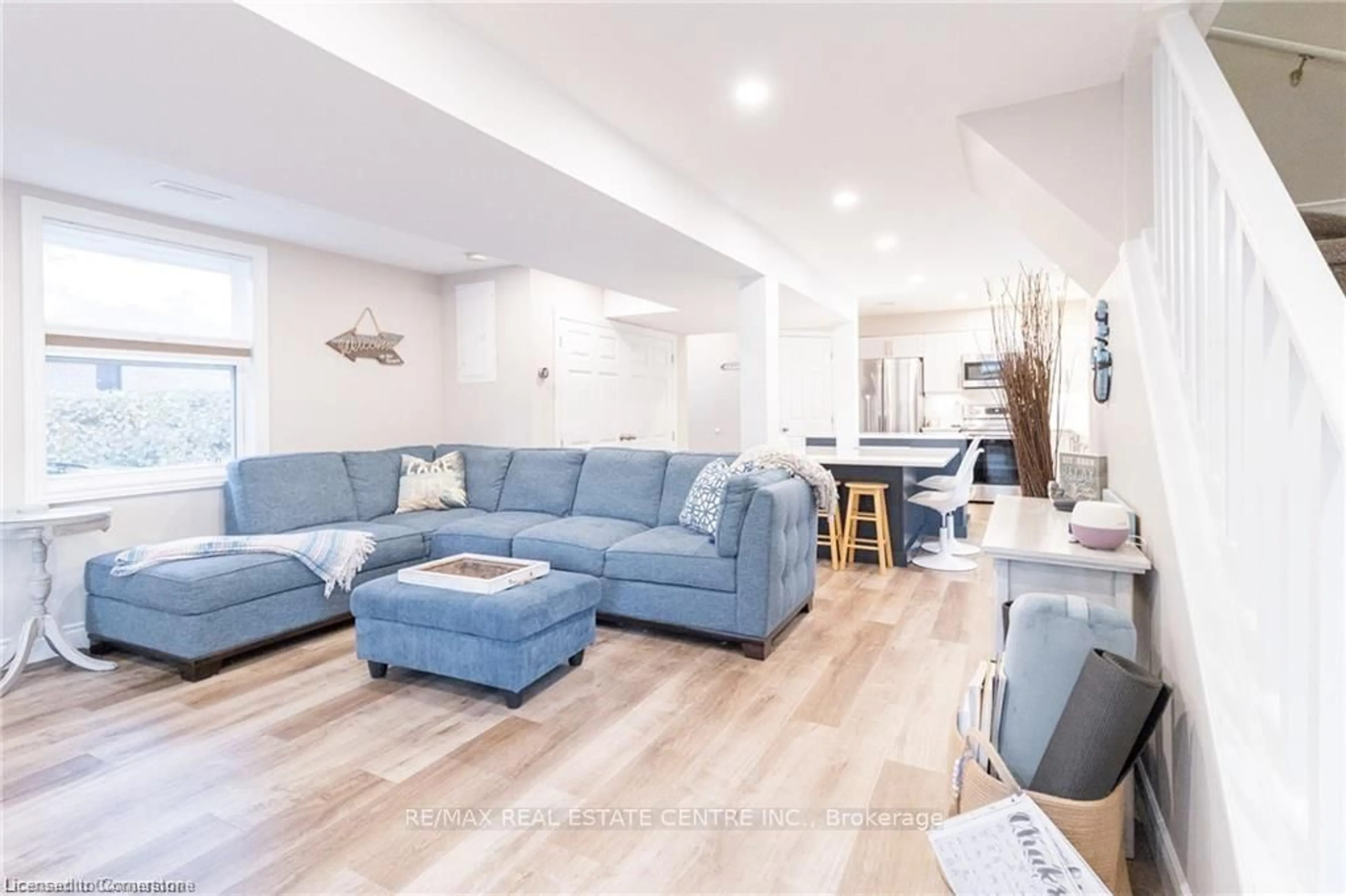 Living room with furniture, unknown for 11 Dietrich Cres, Lambton Shores Ontario N0M 1T0