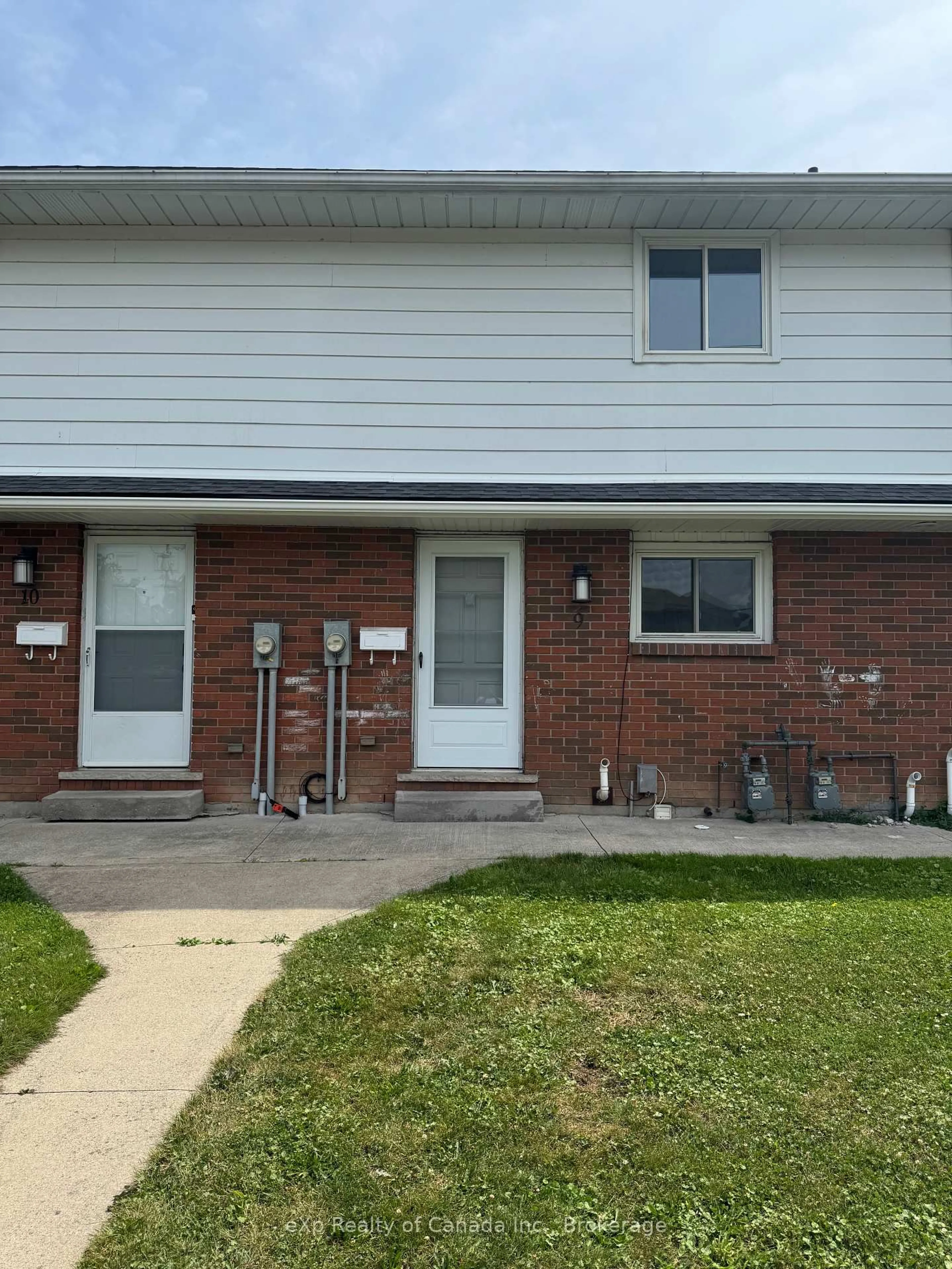 Unknown for 880 James St #9, Woodstock Ontario N4S 8P8
