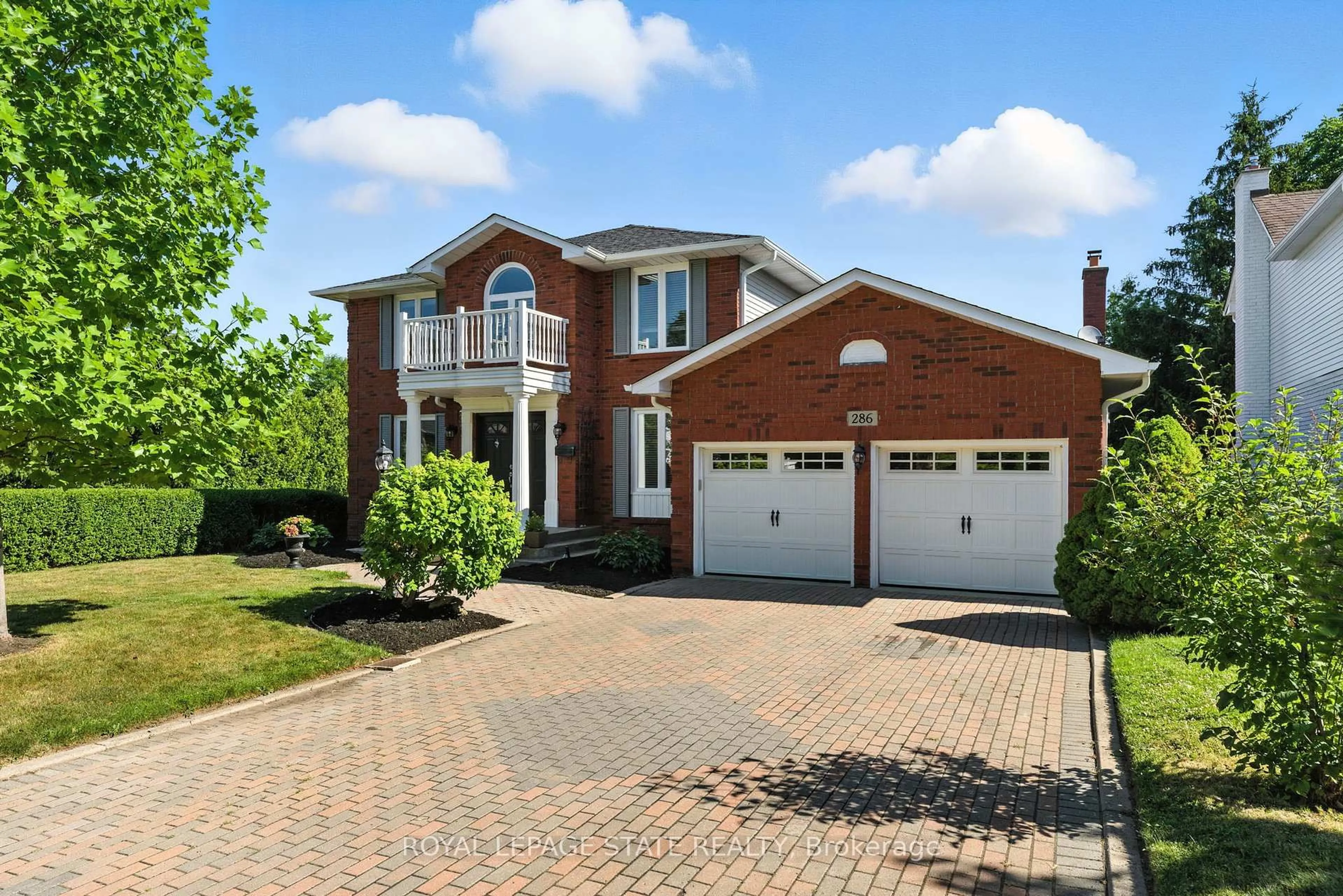 Home with brick exterior material, street for 286 LLOYMINN Ave, Hamilton Ontario L9G 1J1