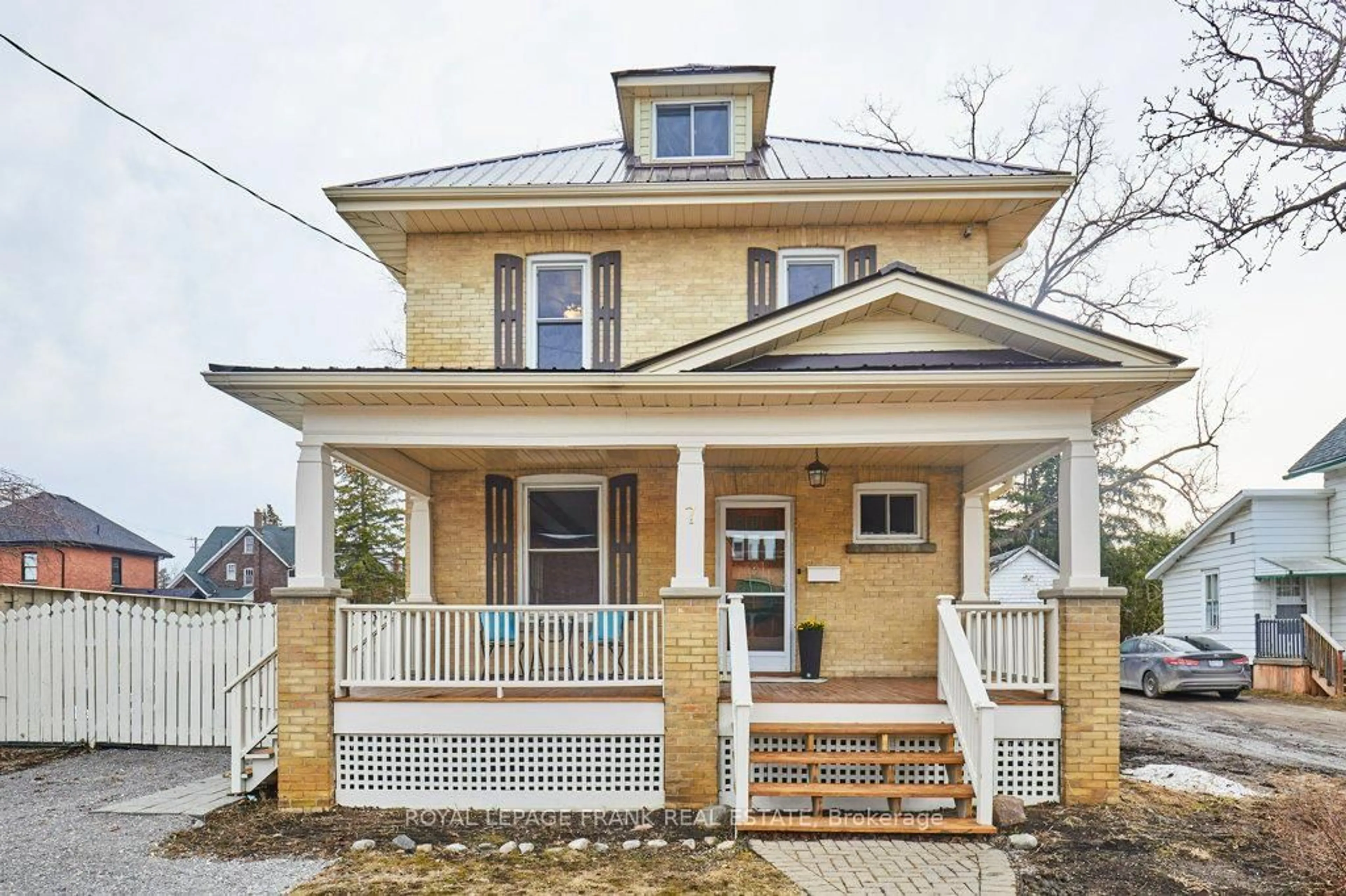 Home with brick exterior material, street for 7 Adelaide St, Kawartha Lakes Ontario K9V 4K7