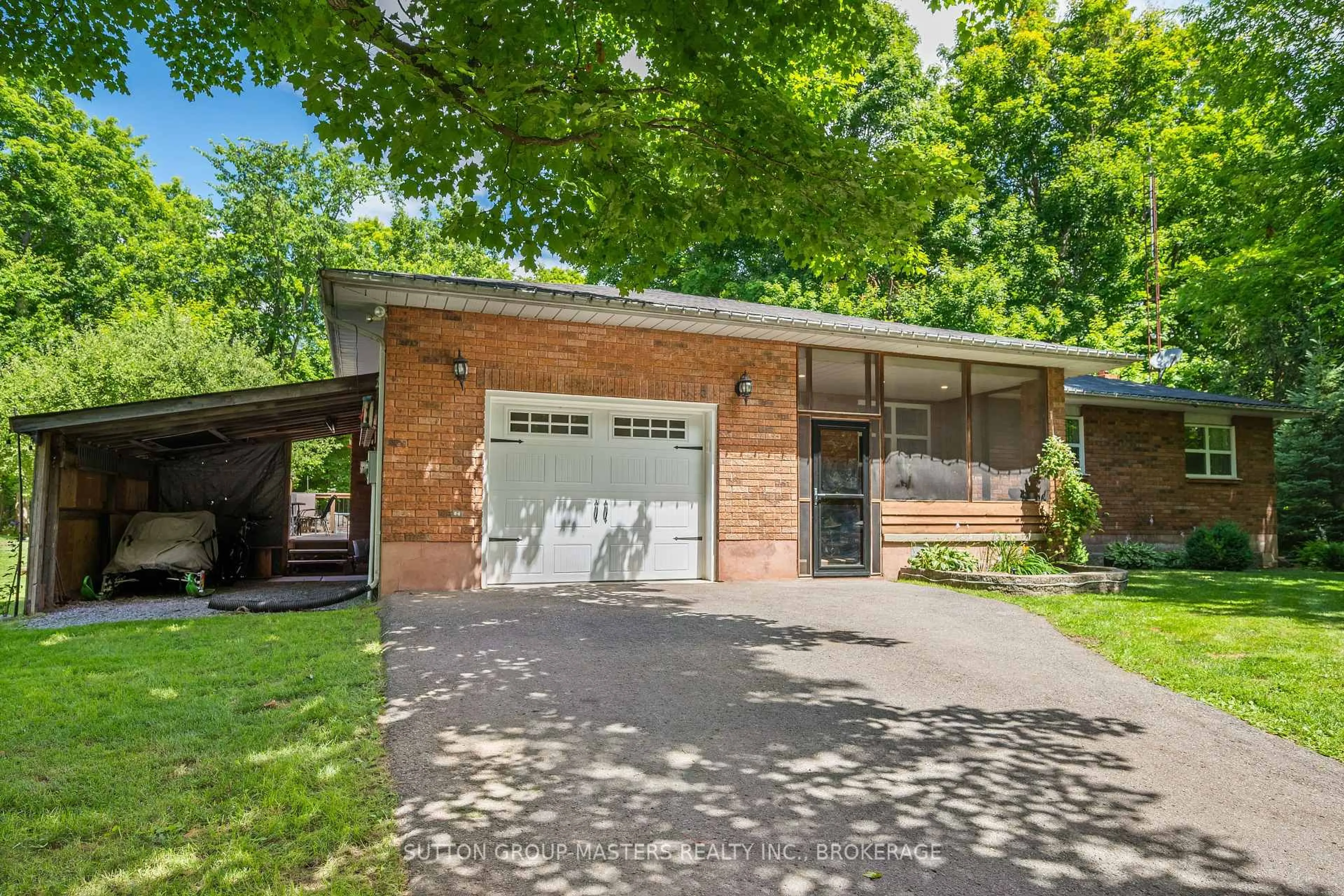 Home with brick exterior material, street for 1832 Morrison Rd, Sydenham Ontario K0H 2T0