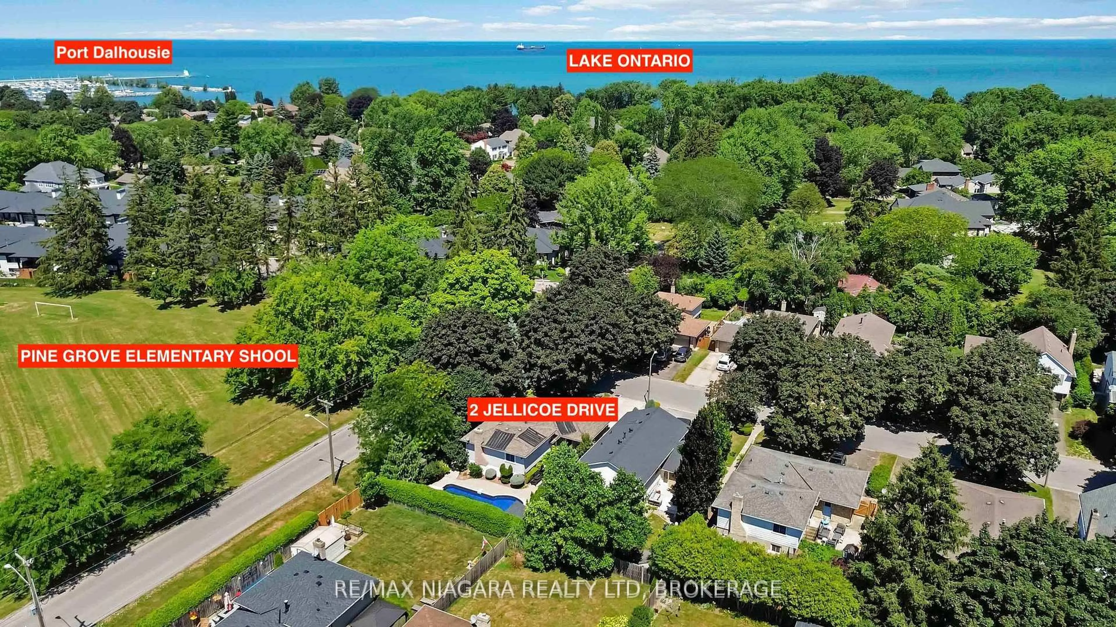 A pic from outside/outdoor area/front of a property/back of a property/a pic from drone, water/lake/river/ocean view for 2 Jellicoe Dr, St. Catharines Ontario L2N 6J2