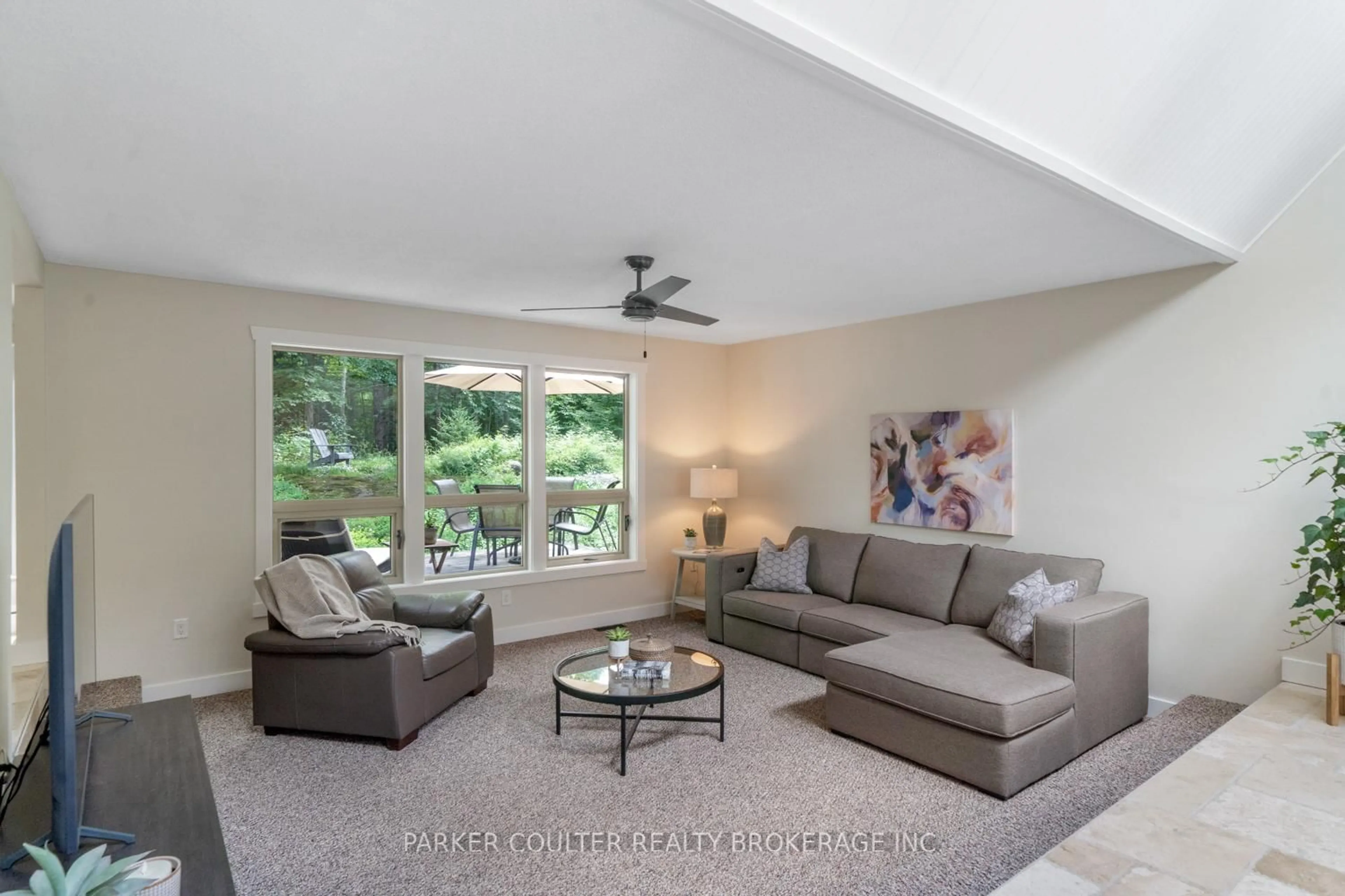Living room with furniture, unknown for 385 Chub Lake Rd, Huntsville Ontario P1H 2J3