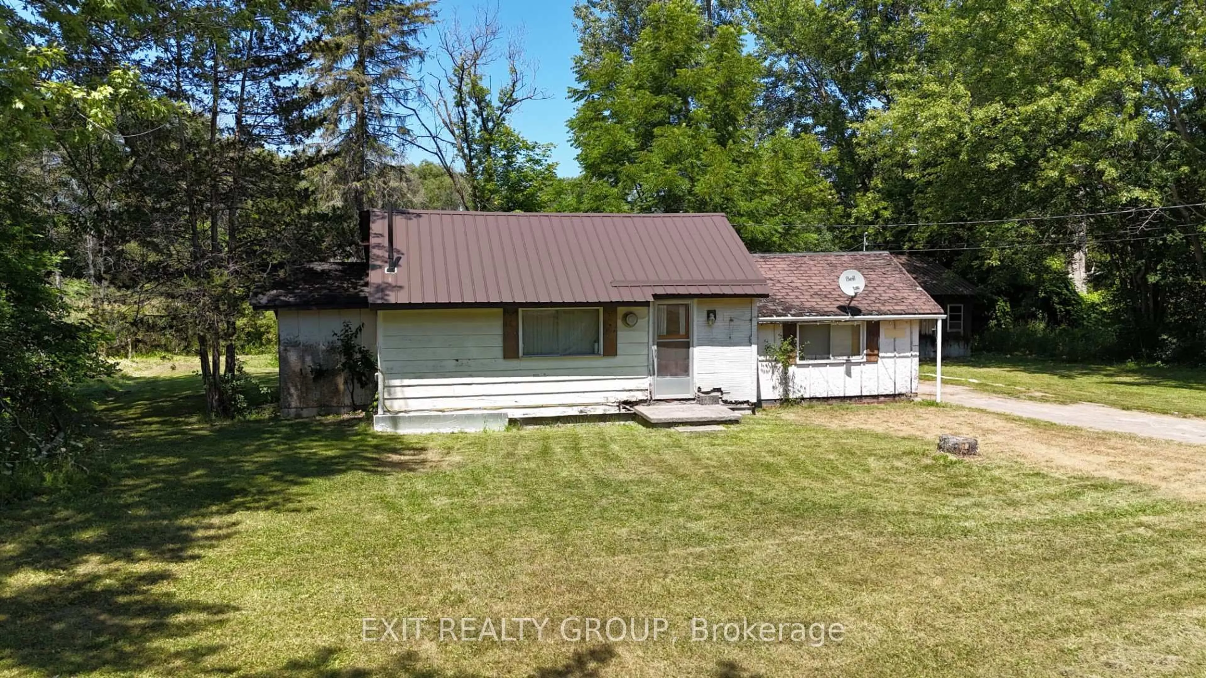 A pic from outside/outdoor area/front of a property/back of a property/a pic from drone, unknown for 1238 Frankford Rd, Hastings Ontario K0K 2C0