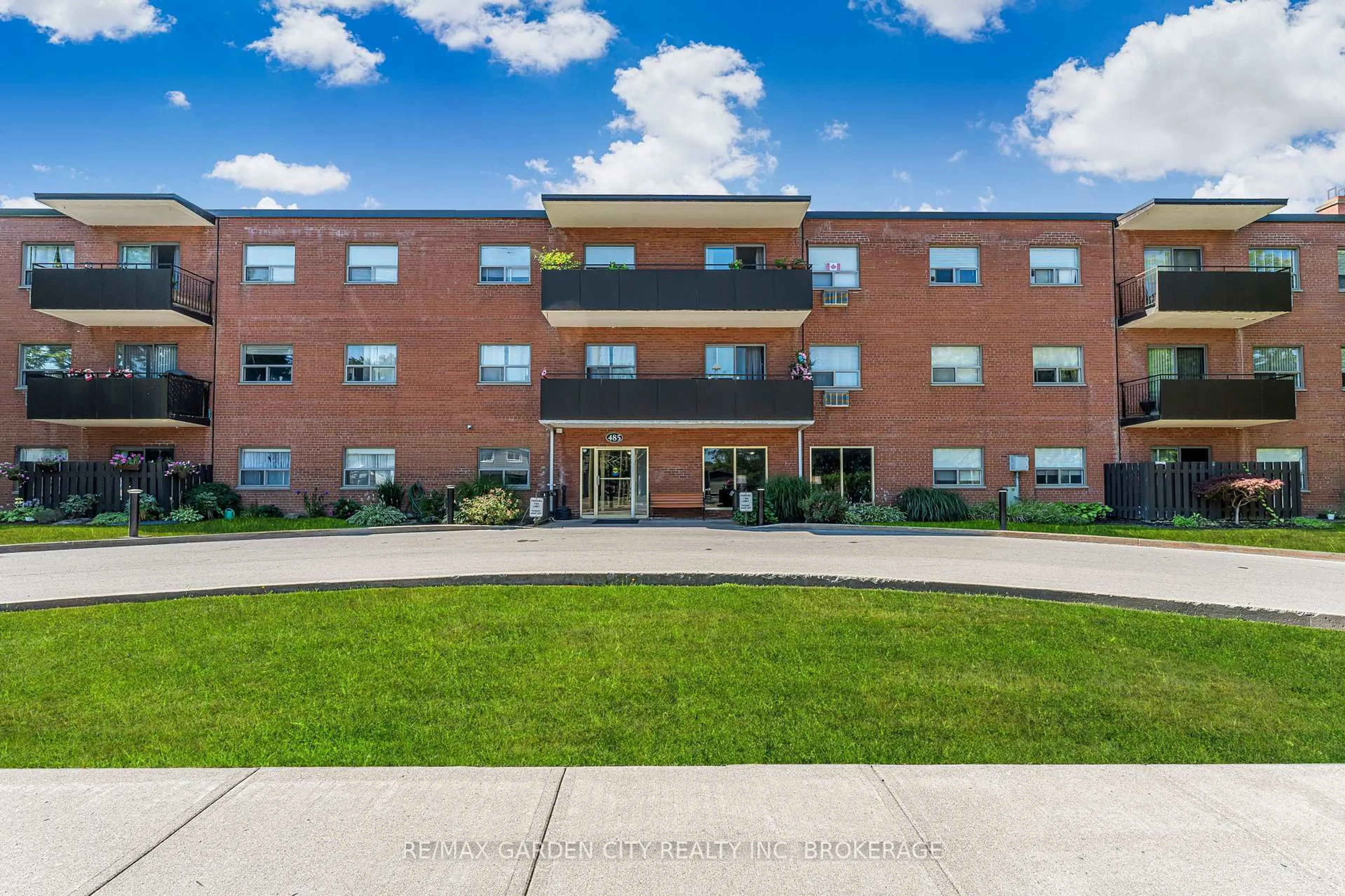 Unknown for 485 Thorold Rd #301, Welland Ontario L3C 3X1
