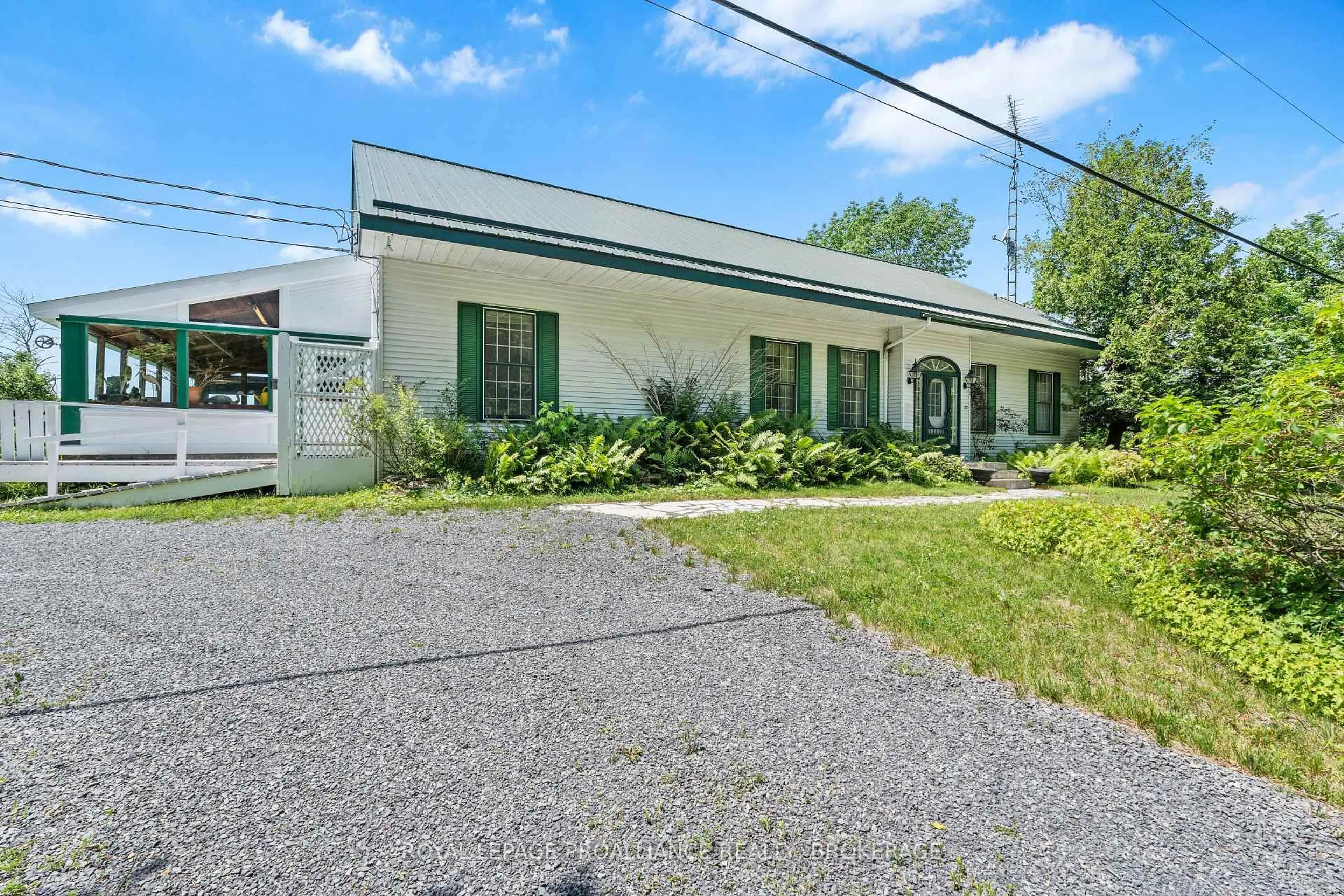Unknown for 1597 Shales Rd, Perth Road Ontario K0H 2L0