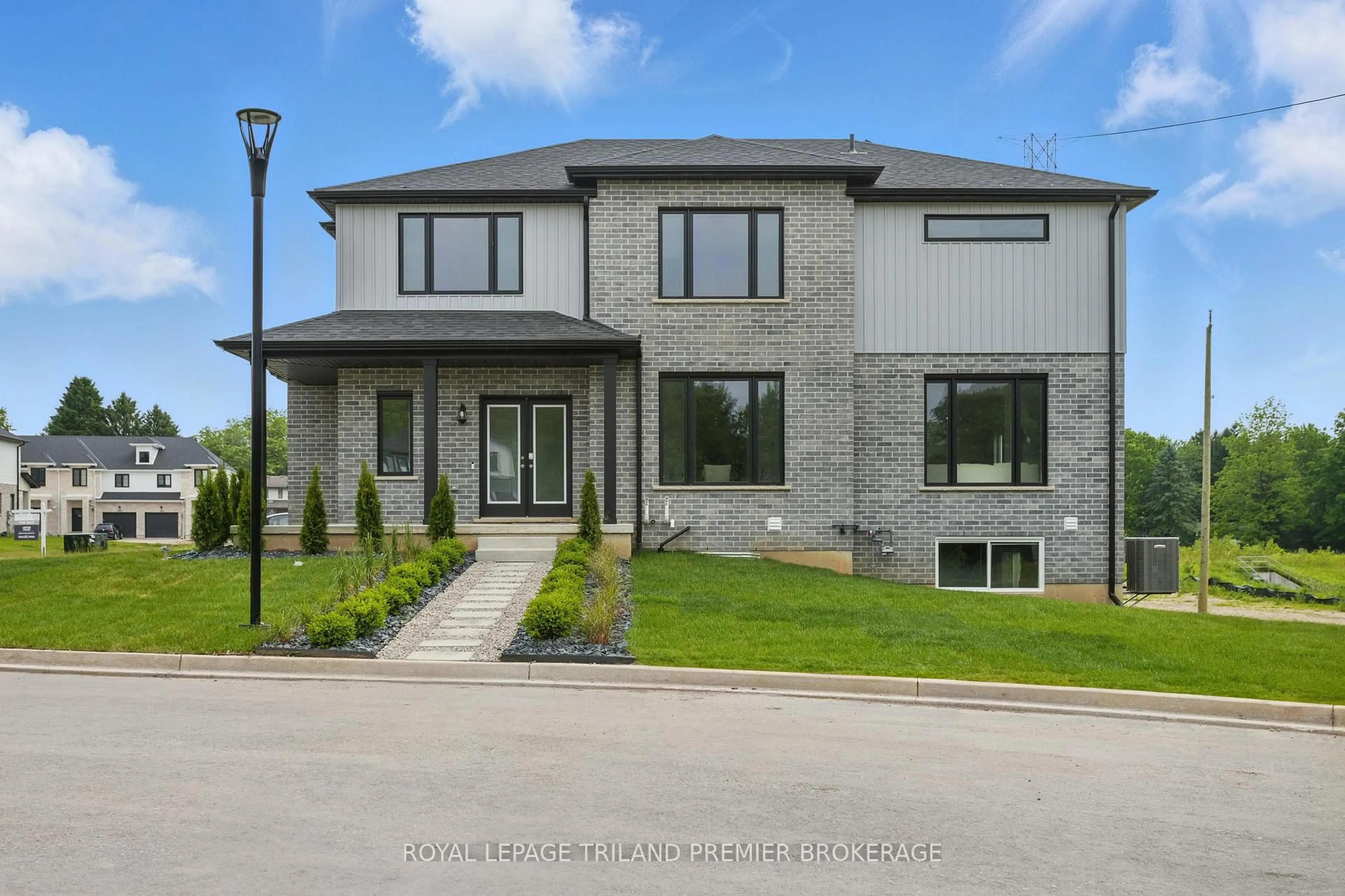 Home with brick exterior material, street for 2683 BOBOLINK Lane, London South Ontario N6M 0J9