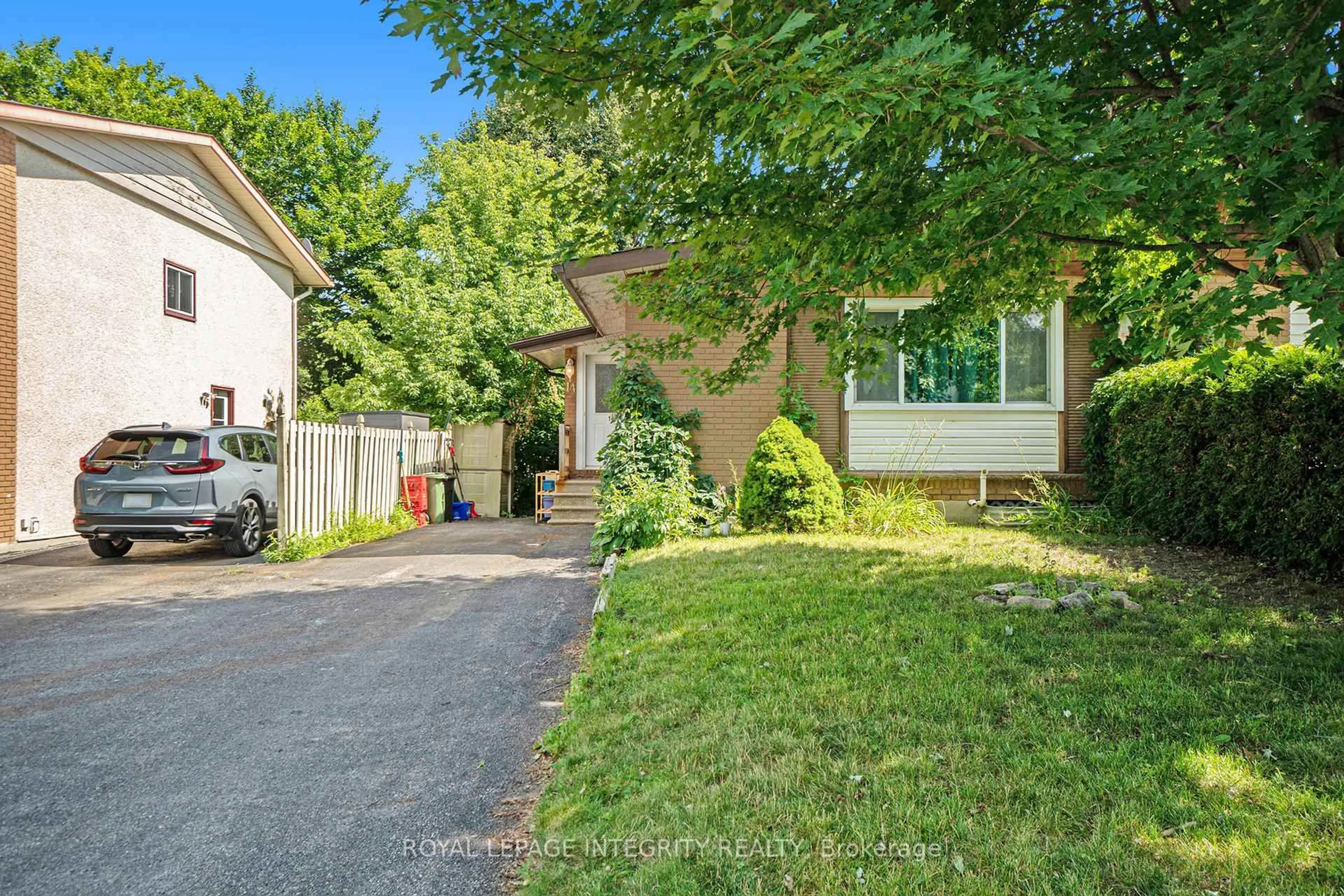 Unknown for 14 Mulvagh Ave, Ottawa Ontario K2E 6M6