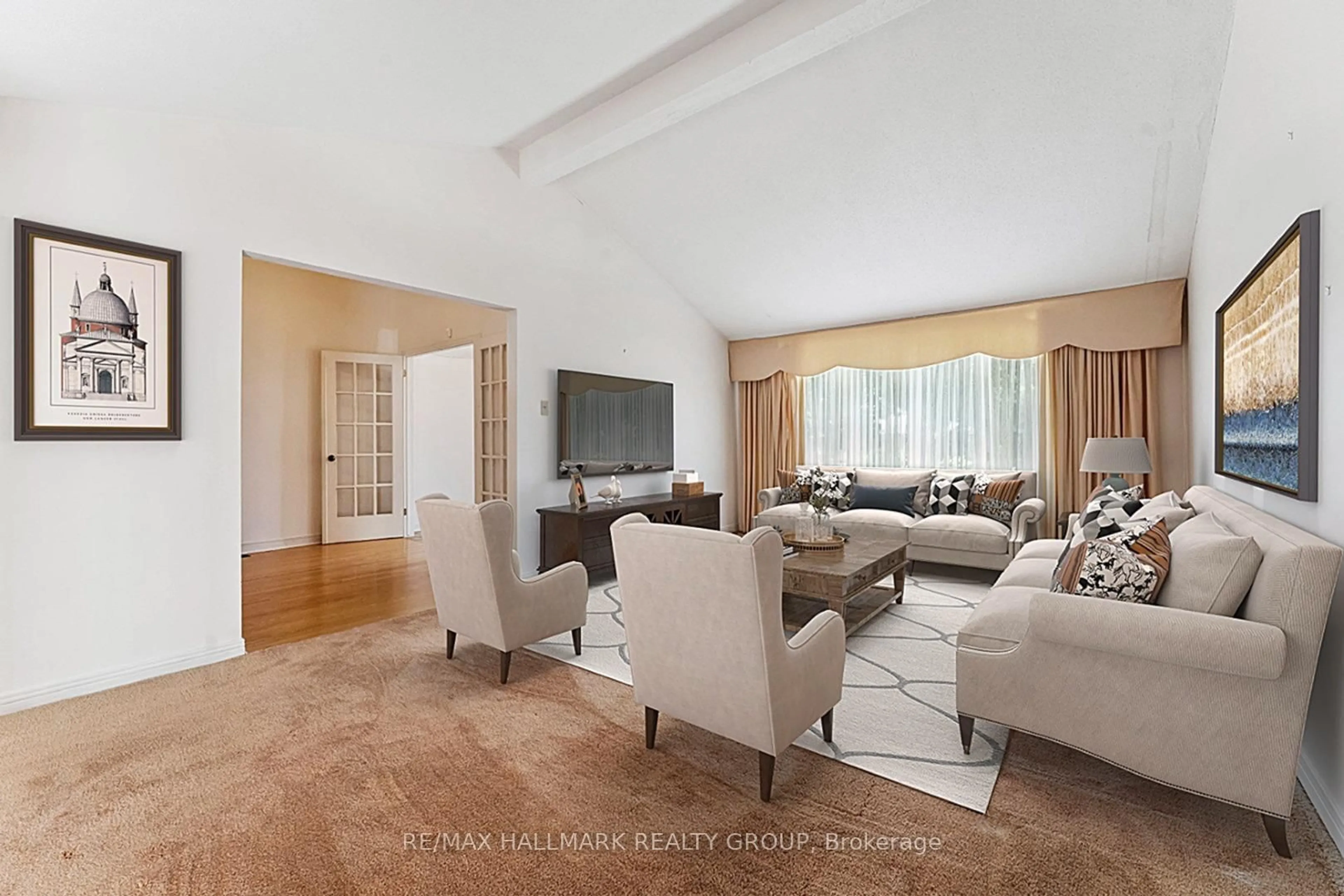 Living room with furniture, unknown for 109 Country Club Dr, Ottawa Ontario K1V 0B4