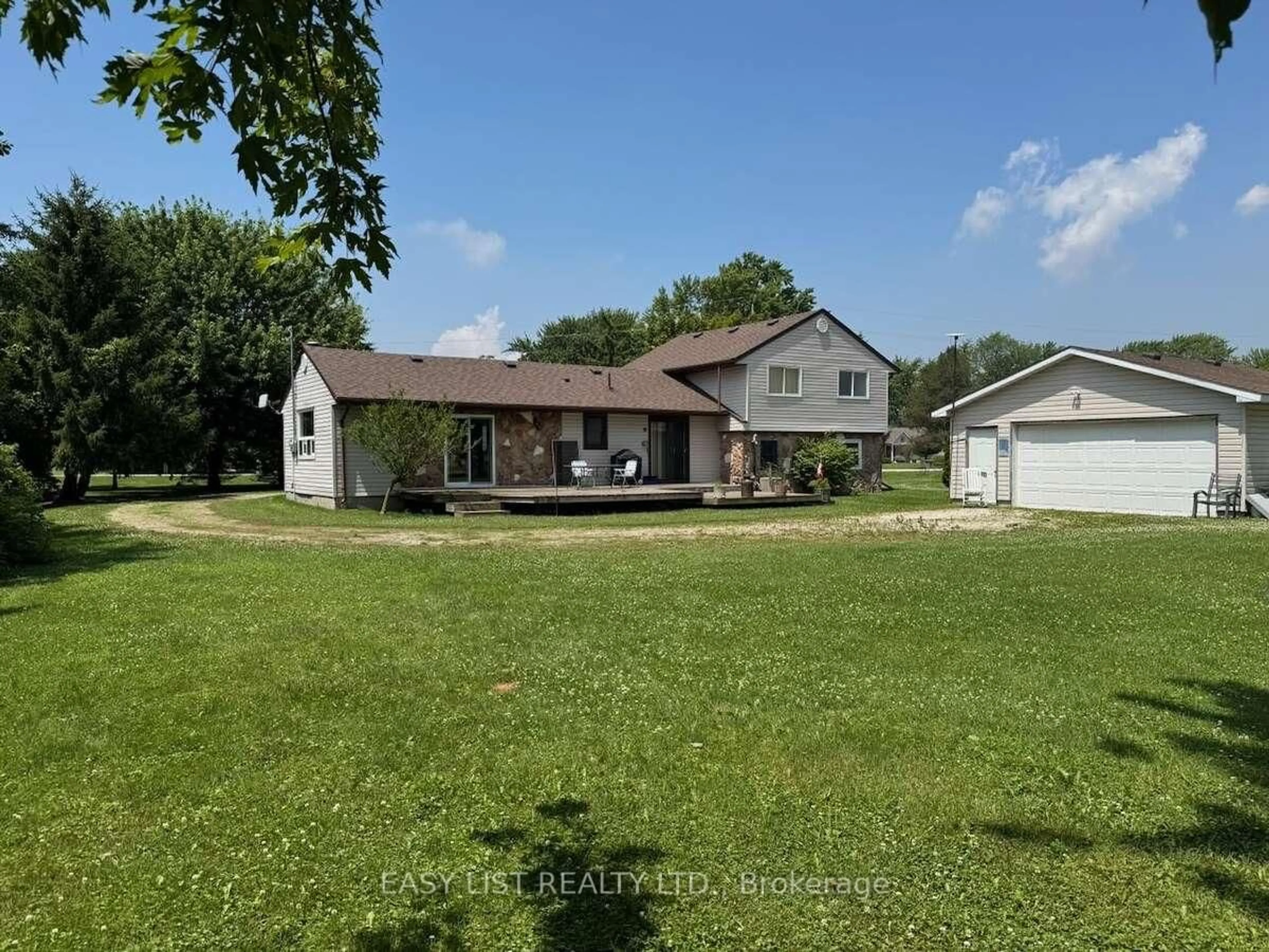 A pic from outside/outdoor area/front of a property/back of a property/a pic from drone, water/lake/river/ocean view for 3104 St Clair Pkwy, St. Clair Ontario N0P 1H0