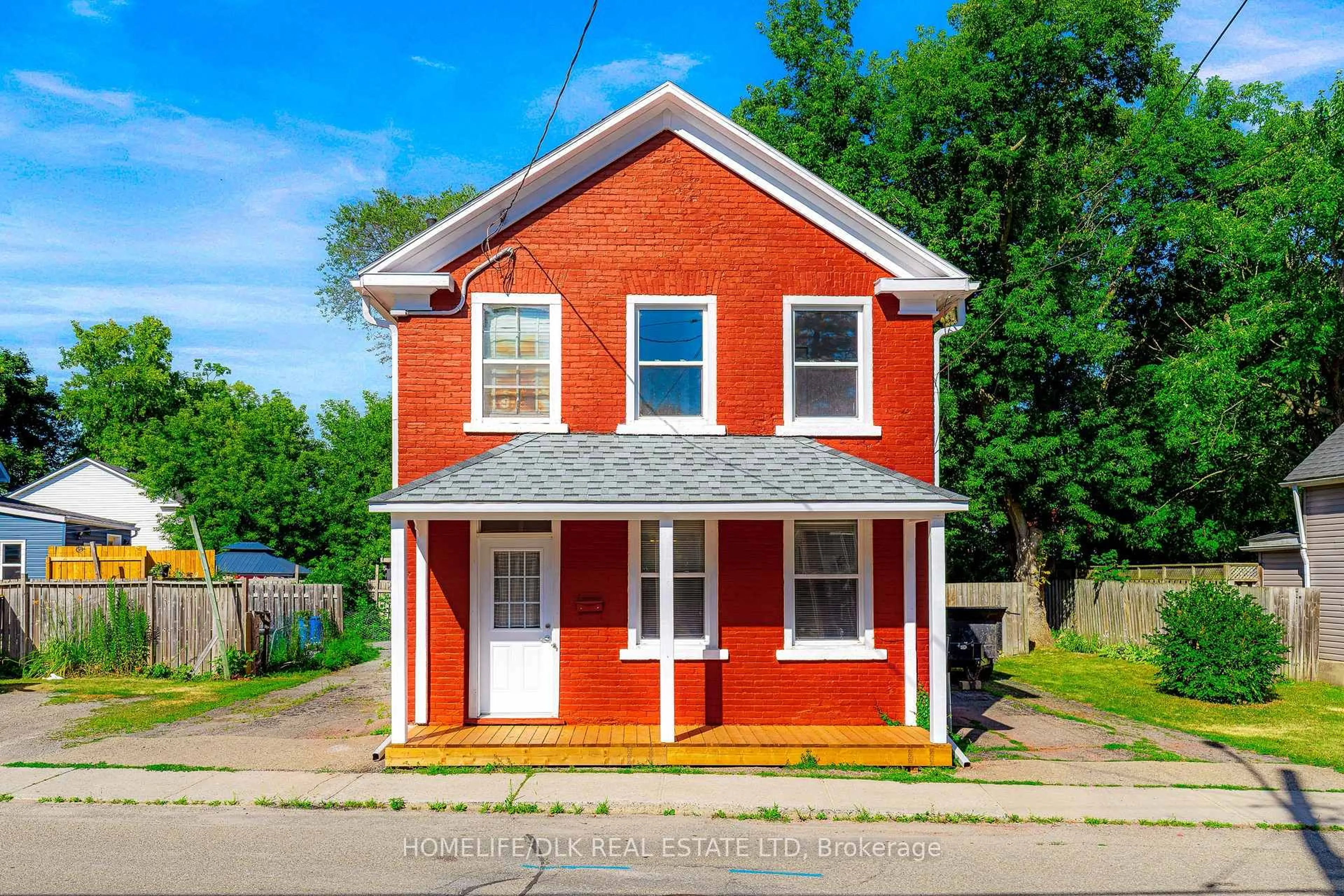 Home with brick exterior material, street for 103 John St, Brockville Ontario K6V 5B3