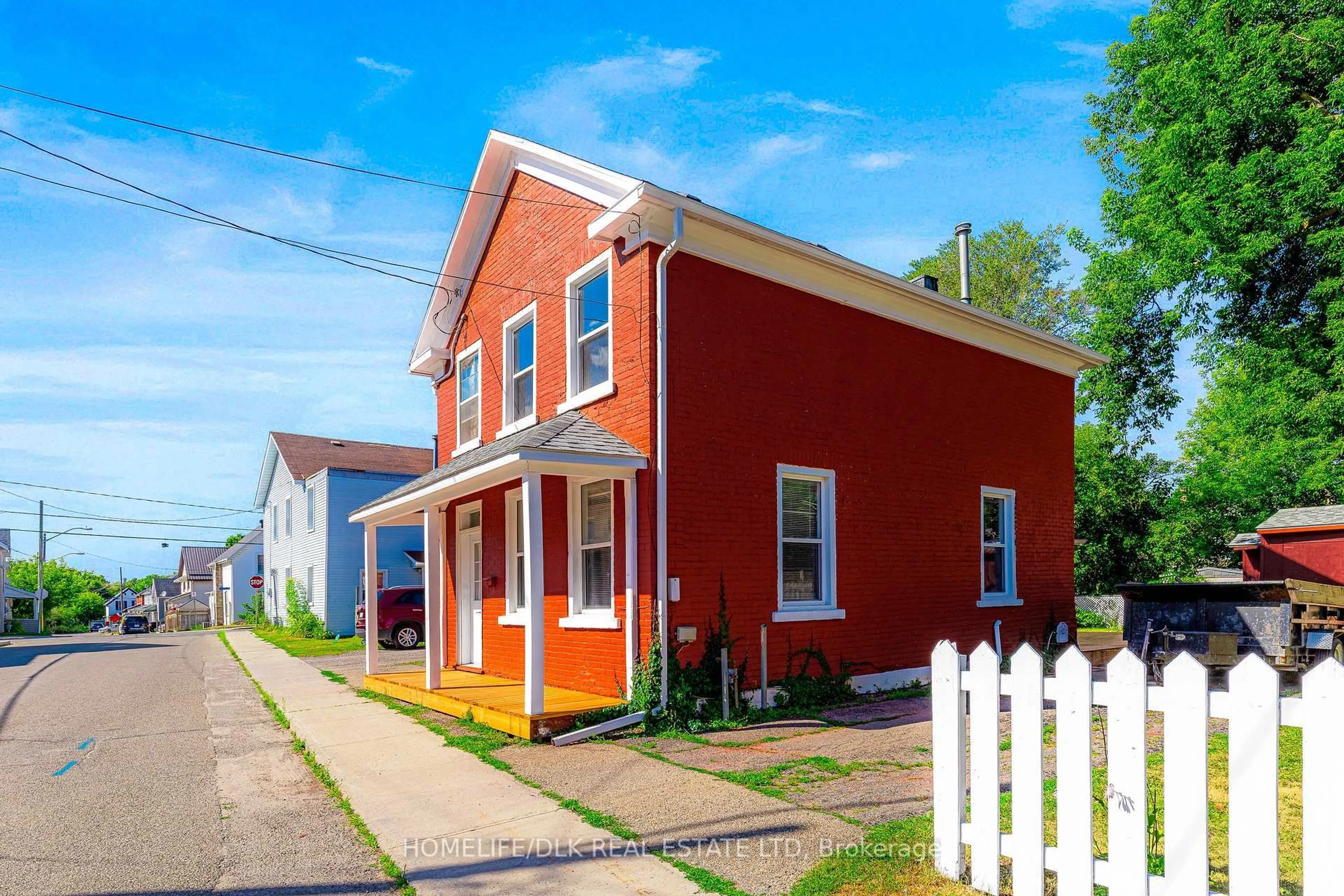 Home with brick exterior material, street for 103 John St, Brockville Ontario K6V 5B3