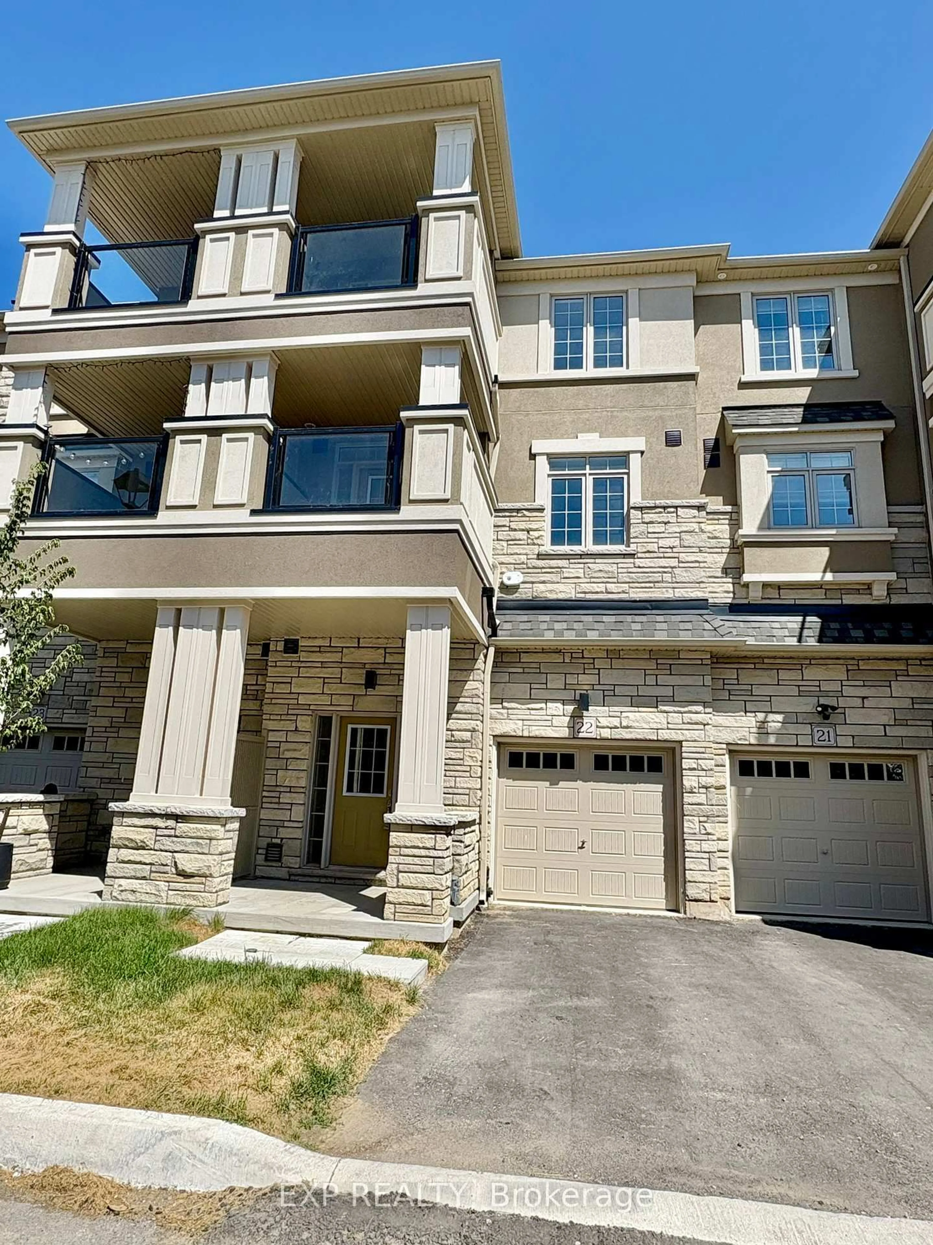Unknown for 305 Garner Rd #22, Hamilton Ontario L9G 0H5