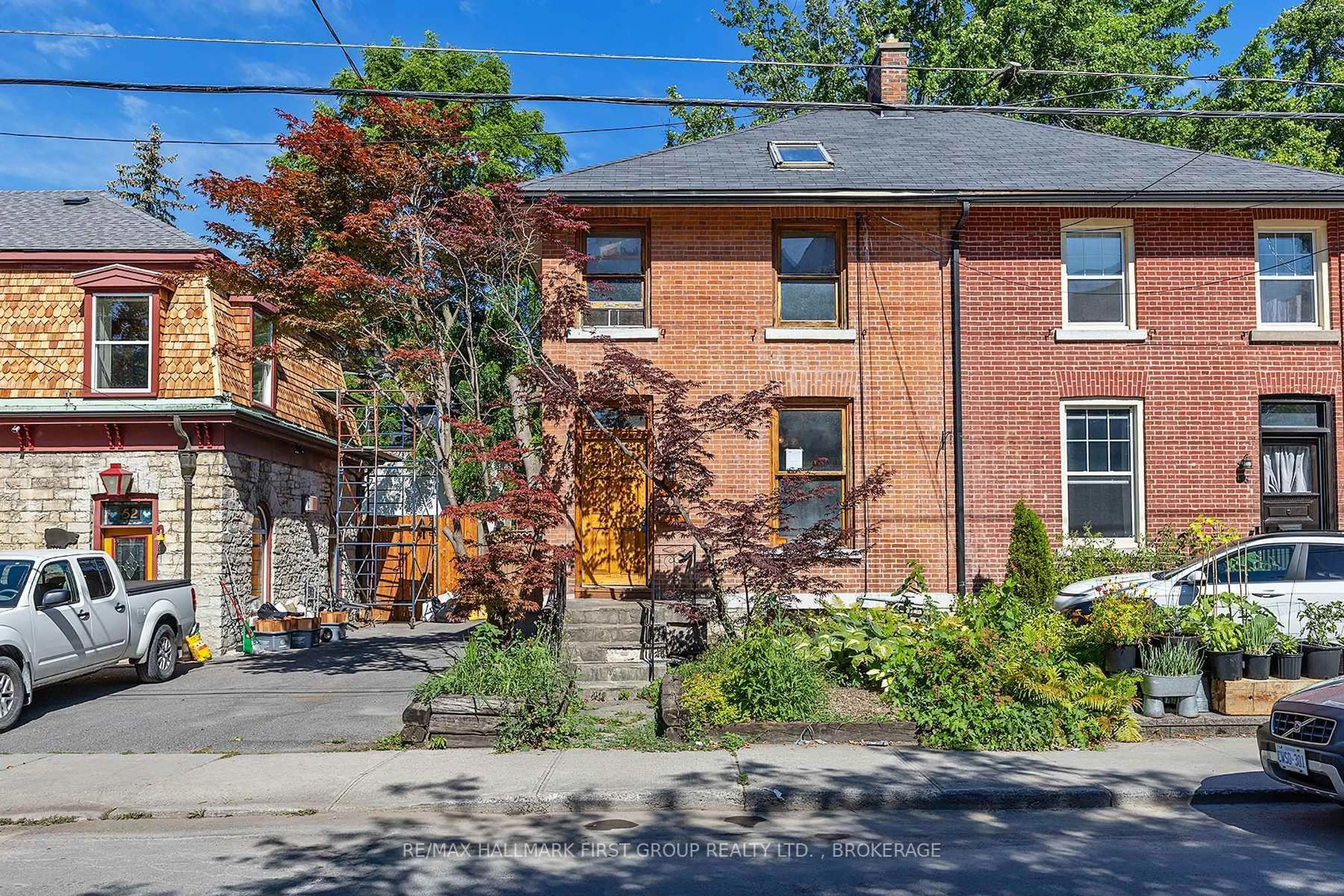 Home with brick exterior material, street for 54 Wellington St, Kingston Ontario K7L 3C3