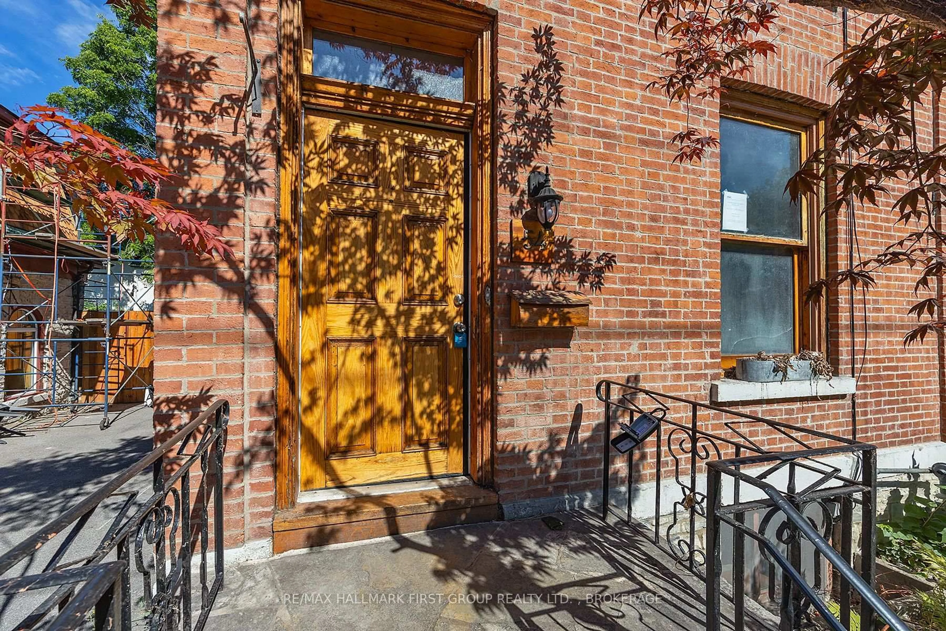 Unknown for 54 Wellington St, Kingston Ontario K7L 3C3