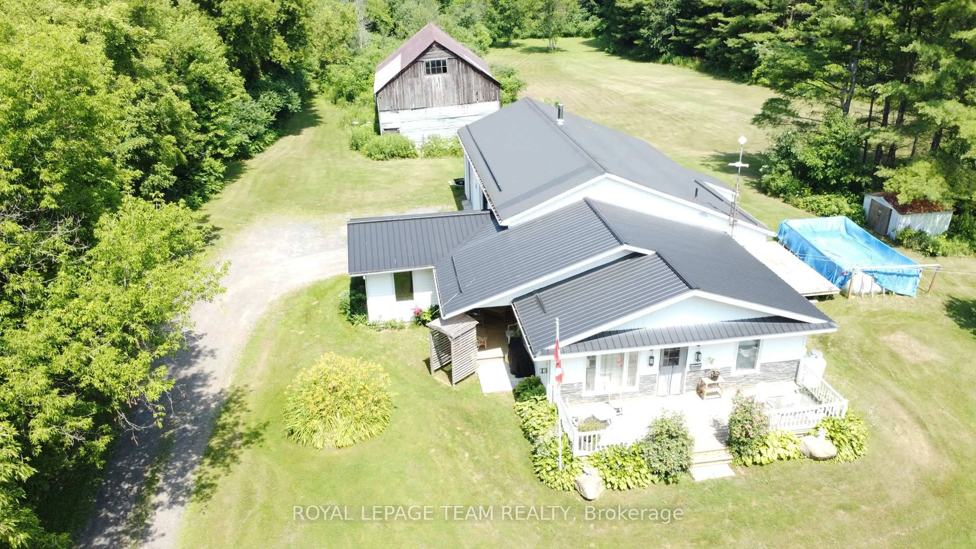A pic from outside/outdoor area/front of a property/back of a property/a pic from drone, building for 10355 Broken Second Rd, South Dundas Ontario K0E 1K0