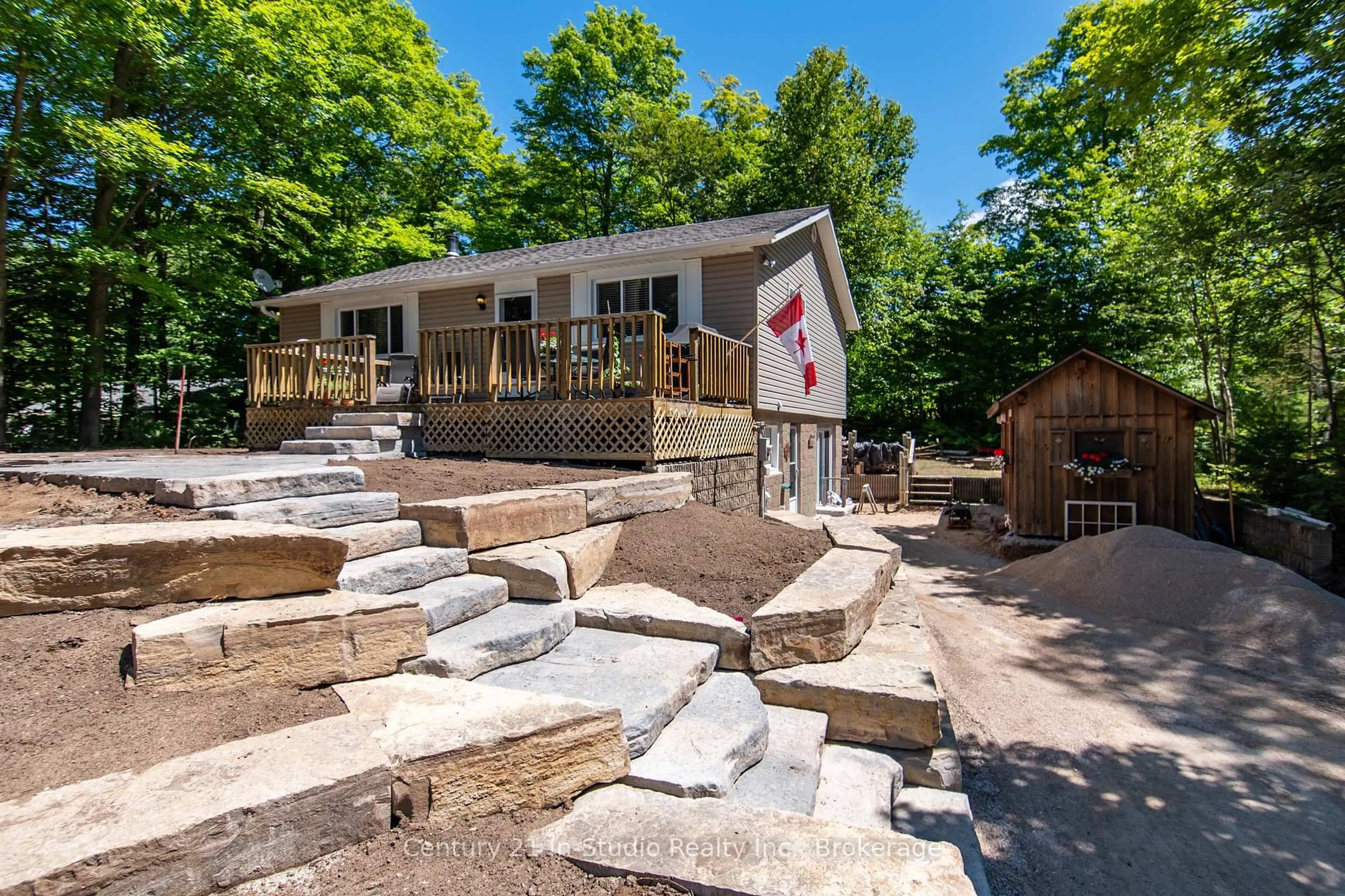 Patio, unknown for 25 Emerson Ave, South Bruce Peninsula Ontario N0H 2G0