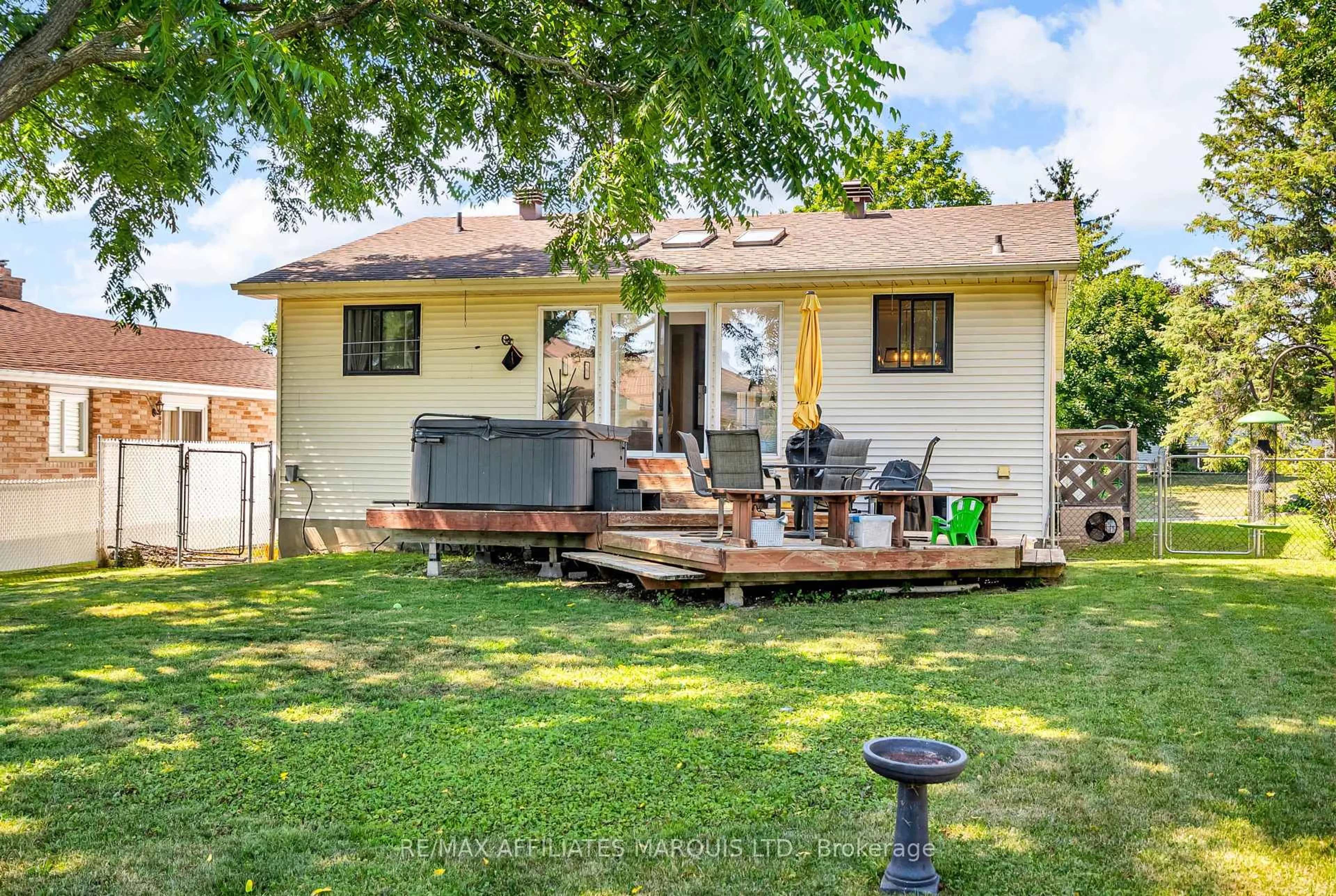 Unknown for 104 Markell Cres, Cornwall Ontario K6H 6X1