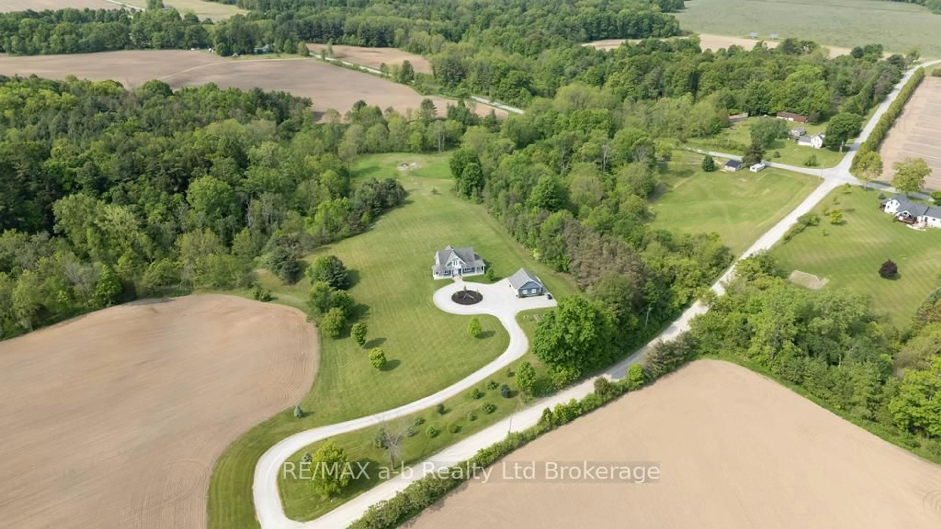 A pic from outside/outdoor area/front of a property/back of a property/a pic from drone, water/lake/river/ocean view for 210 Beach Lane, Norfolk Ontario N0E 1G0